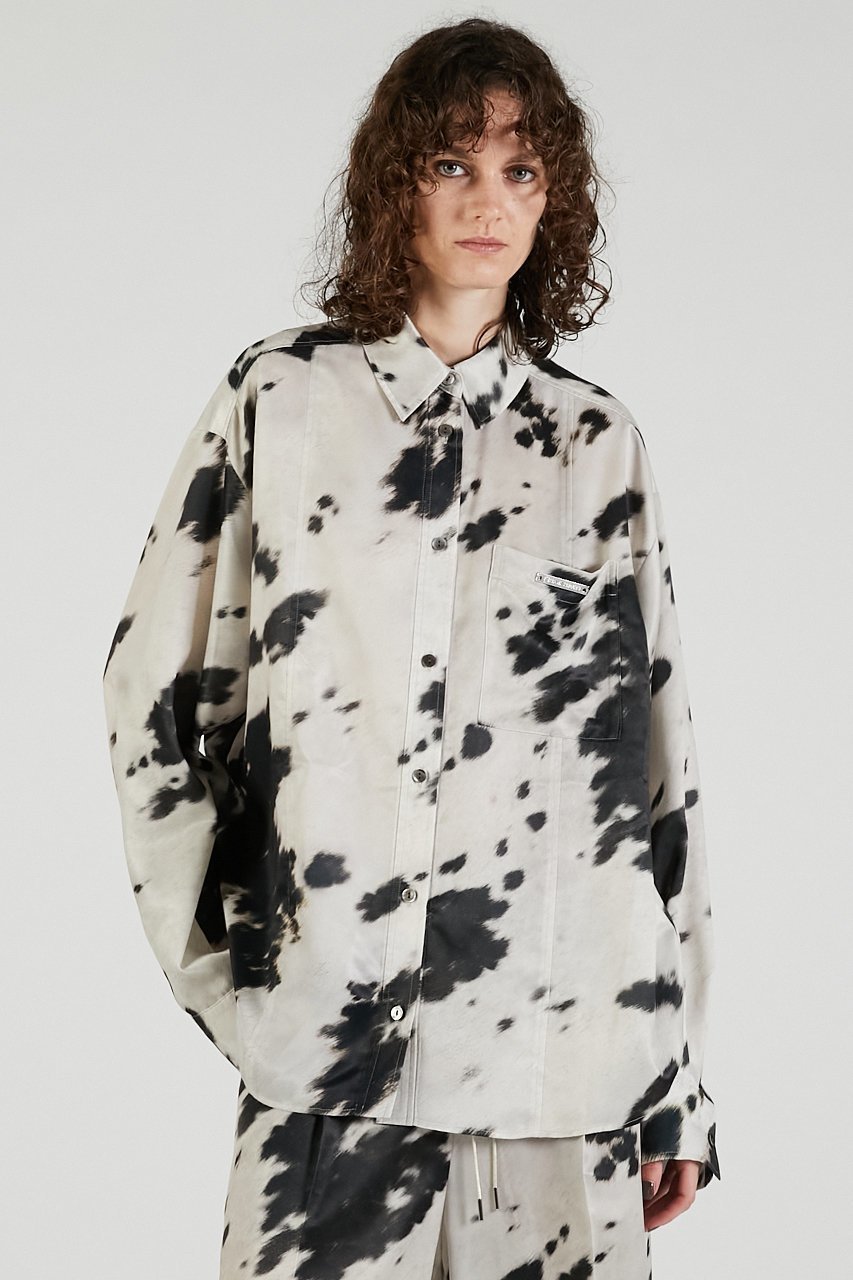 【プランク プロジェクト/PRANK PROJECT】のハラコプリントオーバーシャツ / Harako Print Overshirt 人気、トレンドファッション・服の通販 founy(ファニー) 　ファッション　Fashion　レディースファッション　Fashion for Women　トップス・カットソー　Cut & Sew Tops　シャツ・ブラウス・オフィスカジュアル　Elegant Blouses & Button-Ups　2025年　2025　2025-2026秋冬・A/W　Autumn/Winter 2025–26 AW25–26　サテン　Satin, Glossy Fabric　スリーブ　Sleeve, Long Sleeve / Short Sleeve　リアル　Real, Realistic　ロング　Long, Long-Length　エレガント 上品　Elegant　A/W・秋冬　Autumn/Winter　other-2|ID: prp329100004622126 ipo3291000000033169566