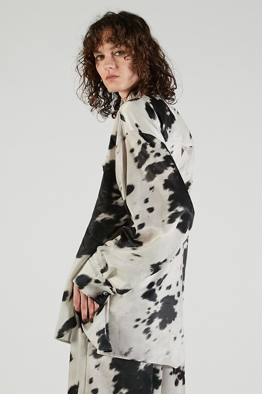 【プランク プロジェクト/PRANK PROJECT】のハラコプリントオーバーシャツ / Harako Print Overshirt 人気、トレンドファッション・服の通販 founy(ファニー) 　ファッション　Fashion　レディースファッション　Fashion for Women　トップス・カットソー　Cut & Sew Tops　シャツ・ブラウス・オフィスカジュアル　Elegant Blouses & Button-Ups　2025年　2025　2025-2026秋冬・A/W　Autumn/Winter 2025–26 AW25–26　サテン　Satin, Glossy Fabric　スリーブ　Sleeve, Long Sleeve / Short Sleeve　リアル　Real, Realistic　ロング　Long, Long-Length　エレガント 上品　Elegant　A/W・秋冬　Autumn/Winter　other-4|ID: prp329100004622126 ipo3291000000033169570