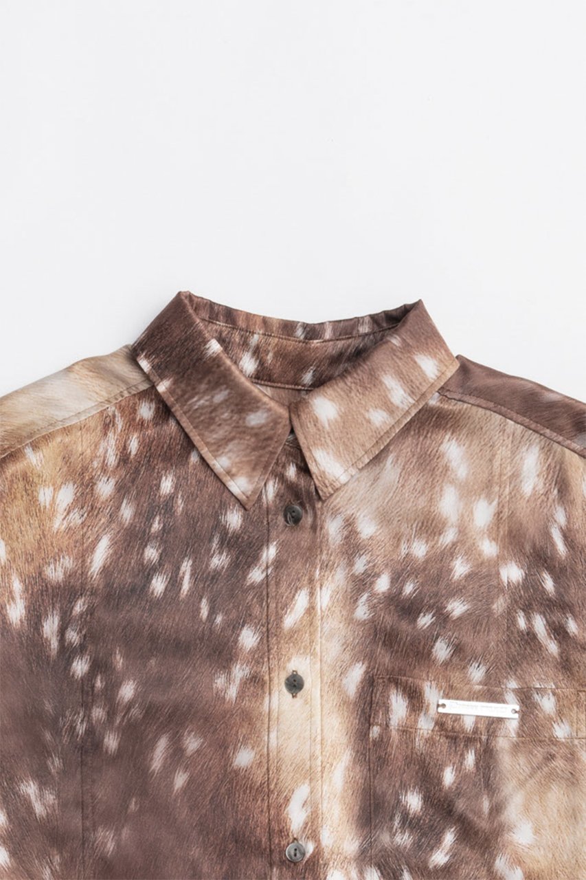 【プランク プロジェクト/PRANK PROJECT】のバンビプリントオーバーシャツ / Bambi Print Overshirt 人気、トレンドファッション・服の通販 founy(ファニー) 　ファッション　Fashion　レディースファッション　Fashion for Women　トップス・カットソー　Cut & Sew Tops　シャツ・ブラウス・オフィスカジュアル　Elegant Blouses & Button-Ups　2025年　2025　2025-2026秋冬・A/W　Autumn/Winter 2025–26 AW25–26　サテン　Satin, Glossy Fabric　スリーブ　Sleeve, Long Sleeve / Short Sleeve　プリント　Print, Printed Pattern　ロング　Long, Long-Length　エレガント 上品　Elegant　A/W・秋冬　Autumn/Winter　other-2|ID: prp329100004622127 ipo3291000000033169579