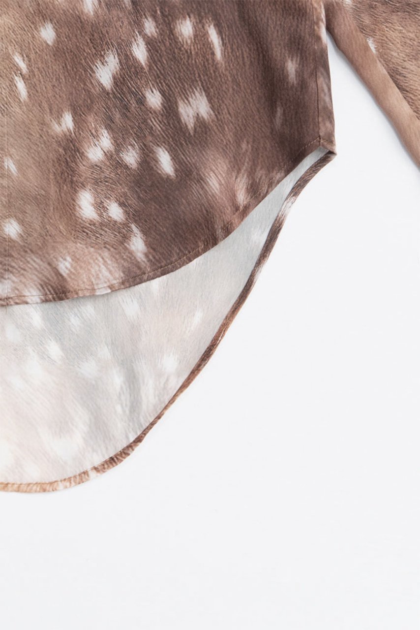 【プランク プロジェクト/PRANK PROJECT】のバンビプリントオーバーシャツ / Bambi Print Overshirt 人気、トレンドファッション・服の通販 founy(ファニー) 　ファッション　Fashion　レディースファッション　Fashion for Women　トップス・カットソー　Cut & Sew Tops　シャツ・ブラウス・オフィスカジュアル　Elegant Blouses & Button-Ups　2025年　2025　2025-2026秋冬・A/W　Autumn/Winter 2025–26 AW25–26　サテン　Satin, Glossy Fabric　スリーブ　Sleeve, Long Sleeve / Short Sleeve　プリント　Print, Printed Pattern　ロング　Long, Long-Length　エレガント 上品　Elegant　A/W・秋冬　Autumn/Winter　other-3|ID: prp329100004622127 ipo3291000000033169581