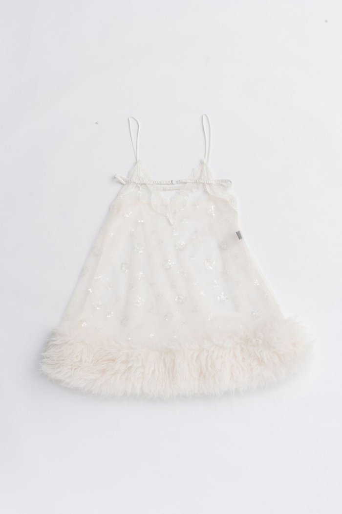 【プランク プロジェクト/PRANK PROJECT】のシークインファートリムベビードール / Sequin Fur Trim Baby Doll インテリア・キッズ・メンズ・レディースファッション・服の通販 founy(ファニー) https://founy.com/ ファッション Fashion レディースファッション Fashion for Women トップス・カットソー Cut & Sew Tops キャミソール&ノースリーブ Camisoles & Sleeveless Tops シャツ・ブラウス・オフィスカジュアル Elegant Blouses & Button-Ups 2025年 2025 2025-2026秋冬・A/W Autumn/Winter 2025–26 AW25–26 おすすめ Recommended / Our Picks カットソー Cut and Sewn Top スウェット / スエット Sweatshirt, Sweatwear ダウン Down, Puffer デニム Denim, Jeans Material トリミング Trimming, Decorative Edge ノースリーブ Sleeveless, No-Sleeve フェイクファー Faux Fur, Imitation Fur A/W・秋冬 Autumn/Winter |ID: prp329100004622142 ipo3291000000033169749