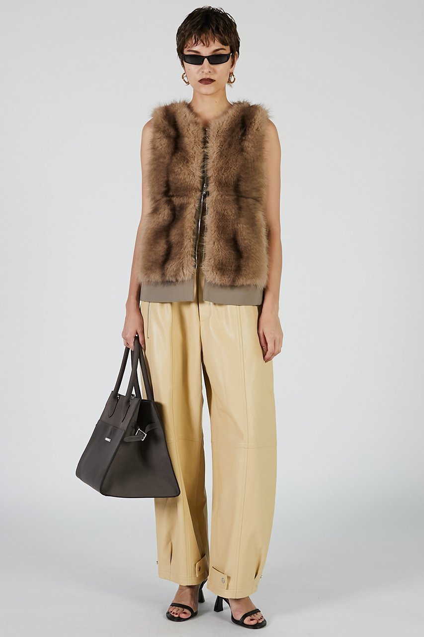 【プランク プロジェクト/PRANK PROJECT】のファートリミングベスト / Fur Trimmed Vest 人気、トレンドファッション・服の通販 founy(ファニー) 　ファッション　Fashion　レディースファッション　Fashion for Women　アウター　Coat / Outerwear Collection　レディースジャケット・軽アウター　Jackets　2025年　2025　2025-2026秋冬・A/W　Autumn/Winter 2025–26 AW25–26　ジャケット　Jacket, Outerwear　デニム　Denim, Jeans Material　フロント　Front, Front Design　ベスト　Vest, Waistcoat　ミックス　Mix, Mixed Style　リアル　Real, Realistic　ワイド　Wide, Wide Fit　A/W・秋冬　Autumn/Winter　other-7|ID: prp329100004622158 ipo3291000000033169906