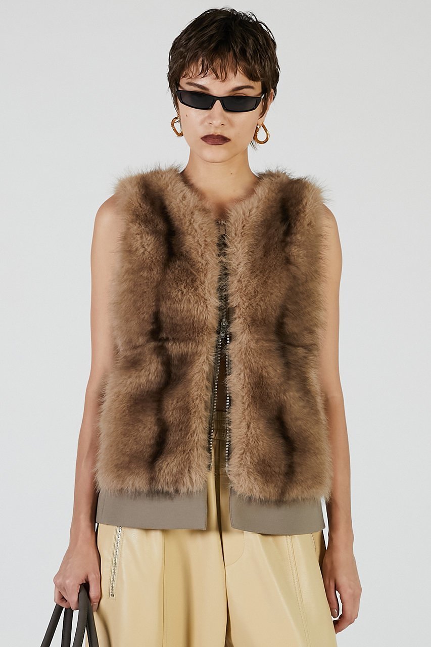 【プランク プロジェクト/PRANK PROJECT】のファートリミングベスト / Fur Trimmed Vest 人気、トレンドファッション・服の通販 founy(ファニー) 　ファッション　Fashion　レディースファッション　Fashion for Women　アウター　Coat / Outerwear Collection　レディースジャケット・軽アウター　Jackets　2025年　2025　2025-2026秋冬・A/W　Autumn/Winter 2025–26 AW25–26　ジャケット　Jacket, Outerwear　デニム　Denim, Jeans Material　フロント　Front, Front Design　ベスト　Vest, Waistcoat　ミックス　Mix, Mixed Style　リアル　Real, Realistic　ワイド　Wide, Wide Fit　A/W・秋冬　Autumn/Winter　other-8|ID: prp329100004622158 ipo3291000000033169907