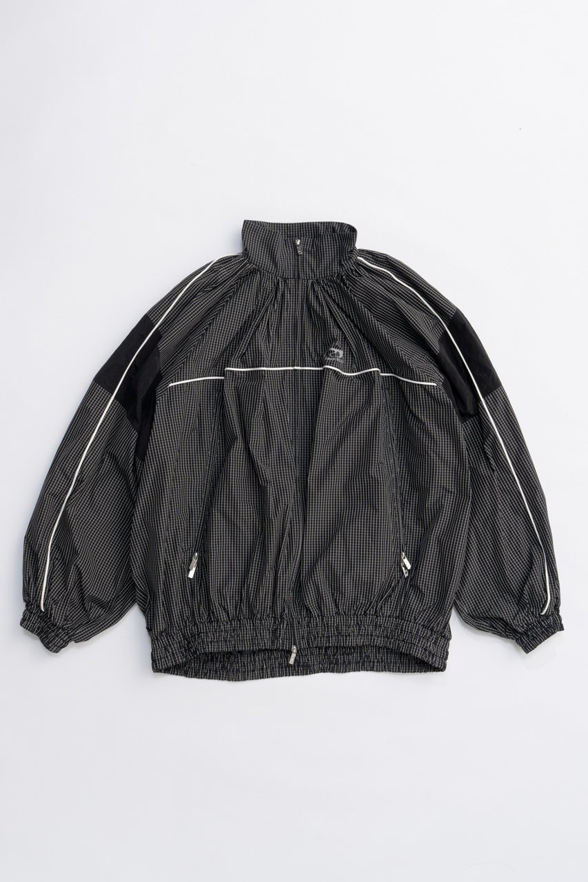 【プランク プロジェクト/PRANK PROJECT】のボリュームギャザートラックブルゾン / Volume Gathered Trucker Blouson インテリア・キッズ・メンズ・レディースファッション・服の通販 founy(ファニー) 　ファッション　Fashion　レディースファッション　Fashion for Women　アウター　Coat / Outerwear Collection　レディースジャケット・軽アウター　Jackets　ブルゾンジャケット・スポーティアウター　Blouson Jackets　2025年　2025　2025-2026秋冬・A/W　Autumn/Winter 2025–26 AW25–26　ギャザー　Gathered, Ruffled　ジャケット　Jacket, Outerwear　タフタ　Taffeta, Structured Fabric　バランス　Balance, Style Balance　ブルゾン　Blouson, Bomber Jacket　ボトム　Bottoms, Lower Wear　リップ　Lip, Lip Motif　今季　This Season, Current Season　A/W・秋冬　Autumn/Winter　MLT(マルチカラー)|ID: prp329100004622159 ipo3291000000033169911