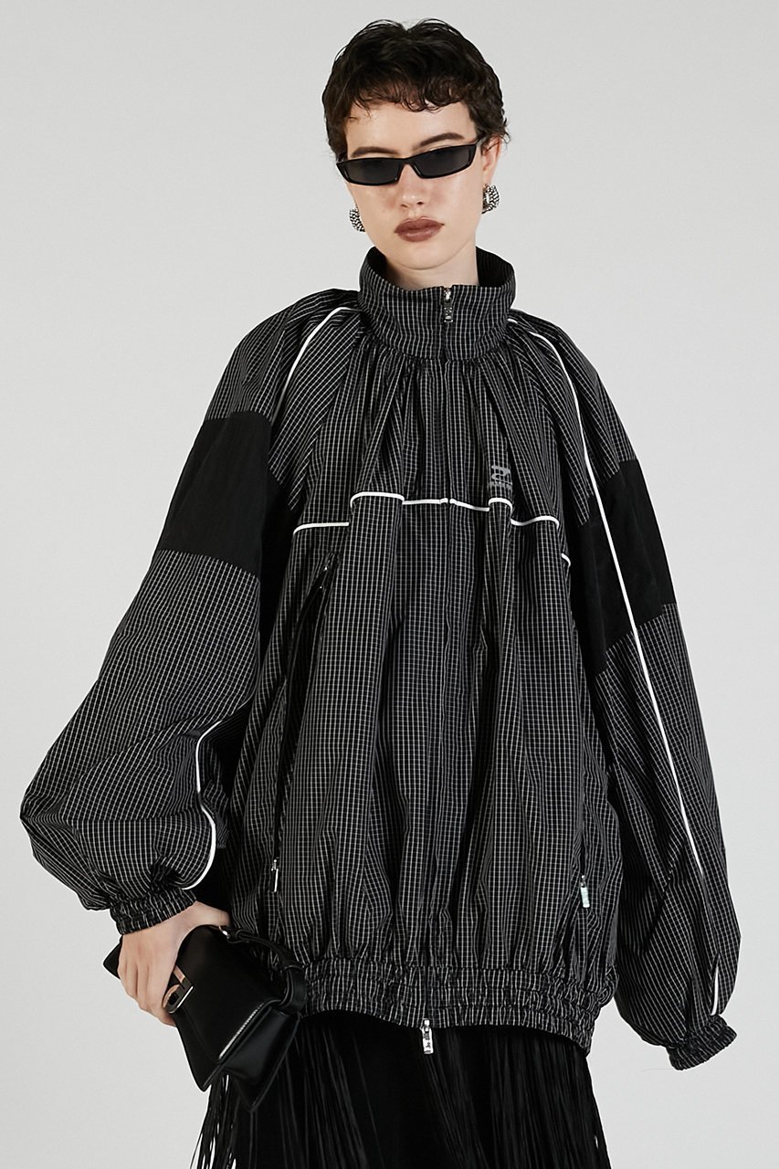 【プランク プロジェクト/PRANK PROJECT】のボリュームギャザートラックブルゾン / Volume Gathered Trucker Blouson 人気、トレンドファッション・服の通販 founy(ファニー) 　ファッション　Fashion　レディースファッション　Fashion for Women　アウター　Coat / Outerwear Collection　レディースジャケット・軽アウター　Jackets　ブルゾンジャケット・スポーティアウター　Blouson Jackets　2025年　2025　2025-2026秋冬・A/W　Autumn/Winter 2025–26 AW25–26　ギャザー　Gathered, Ruffled　ジャケット　Jacket, Outerwear　タフタ　Taffeta, Structured Fabric　バランス　Balance, Style Balance　ブルゾン　Blouson, Bomber Jacket　ボトム　Bottoms, Lower Wear　リップ　Lip, Lip Motif　今季　This Season, Current Season　A/W・秋冬　Autumn/Winter　other-2|ID: prp329100004622159 ipo3291000000033169912