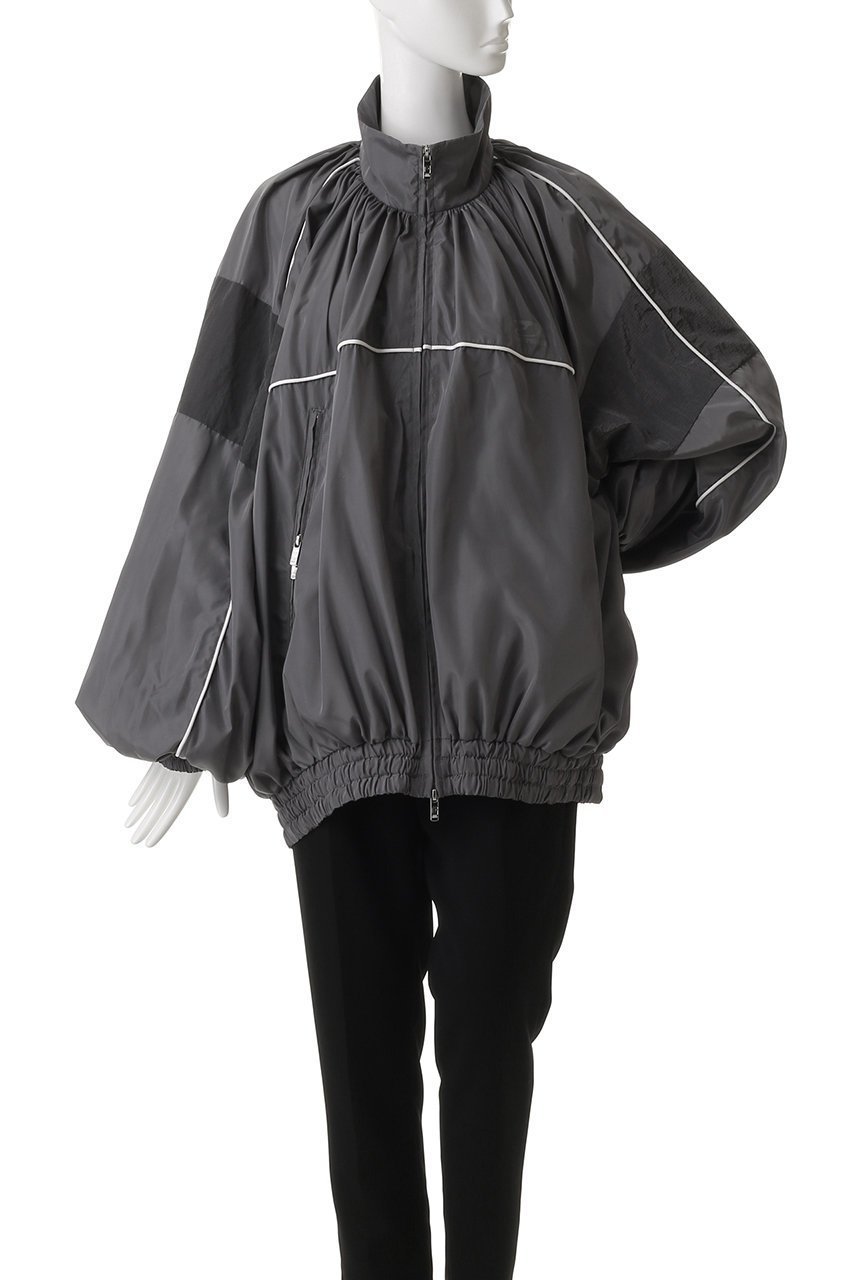 【プランク プロジェクト/PRANK PROJECT】のボリュームギャザートラックブルゾン / Volume Gathered Trucker Blouson 人気、トレンドファッション・服の通販 founy(ファニー) ファッション Fashion レディースファッション Fashion for Women アウター Coat / Outerwear Collection レディースジャケット・軽アウター Jackets ブルゾンジャケット・スポーティアウター Blouson Jackets ギャザー Gathered, Ruffled ジャケット Jacket, Outerwear タフタ Taffeta, Structured Fabric バランス Balance, Style Balance ブルゾン Blouson, Bomber Jacket ボトム Bottoms, Lower Wear リップ Lip, Lip Motif 今季 This Season, Current Season other-2|ID: prp329100004622159 ipo3291000000036465568