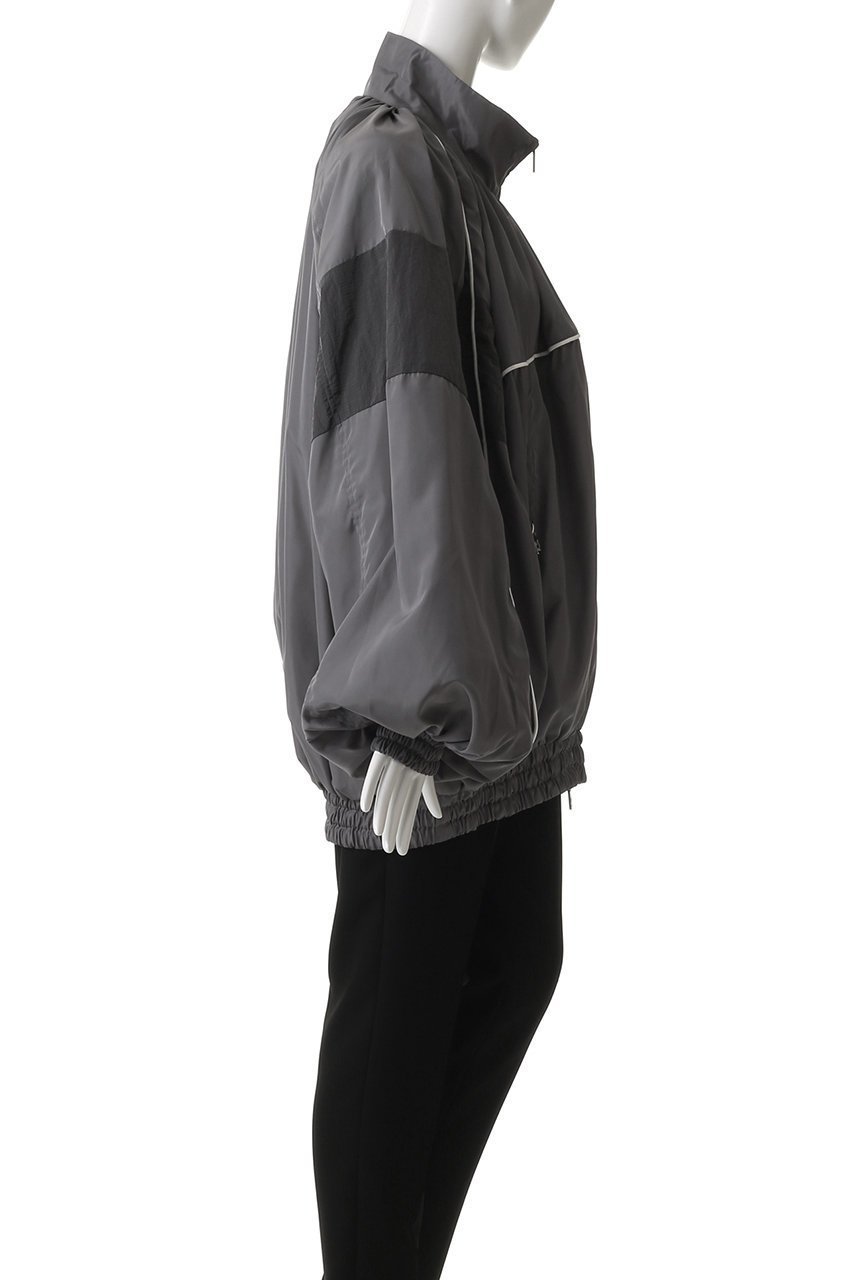 【プランク プロジェクト/PRANK PROJECT】のボリュームギャザートラックブルゾン / Volume Gathered Trucker Blouson 人気、トレンドファッション・服の通販 founy(ファニー) ファッション Fashion レディースファッション Fashion for Women アウター Coat / Outerwear Collection レディースジャケット・軽アウター Jackets ブルゾンジャケット・スポーティアウター Blouson Jackets ギャザー Gathered, Ruffled ジャケット Jacket, Outerwear タフタ Taffeta, Structured Fabric バランス Balance, Style Balance ブルゾン Blouson, Bomber Jacket ボトム Bottoms, Lower Wear リップ Lip, Lip Motif 今季 This Season, Current Season other-3|ID: prp329100004622159 ipo3291000000036465569