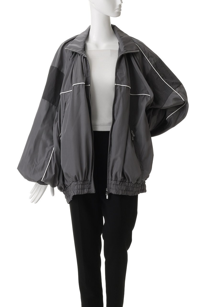 【プランク プロジェクト/PRANK PROJECT】のボリュームギャザートラックブルゾン / Volume Gathered Trucker Blouson 人気、トレンドファッション・服の通販 founy(ファニー) ファッション Fashion レディースファッション Fashion for Women アウター Coat / Outerwear Collection レディースジャケット・軽アウター Jackets ブルゾンジャケット・スポーティアウター Blouson Jackets ギャザー Gathered, Ruffled ジャケット Jacket, Outerwear タフタ Taffeta, Structured Fabric バランス Balance, Style Balance ブルゾン Blouson, Bomber Jacket ボトム Bottoms, Lower Wear リップ Lip, Lip Motif 今季 This Season, Current Season other-7|ID: prp329100004622159 ipo3291000000036465573