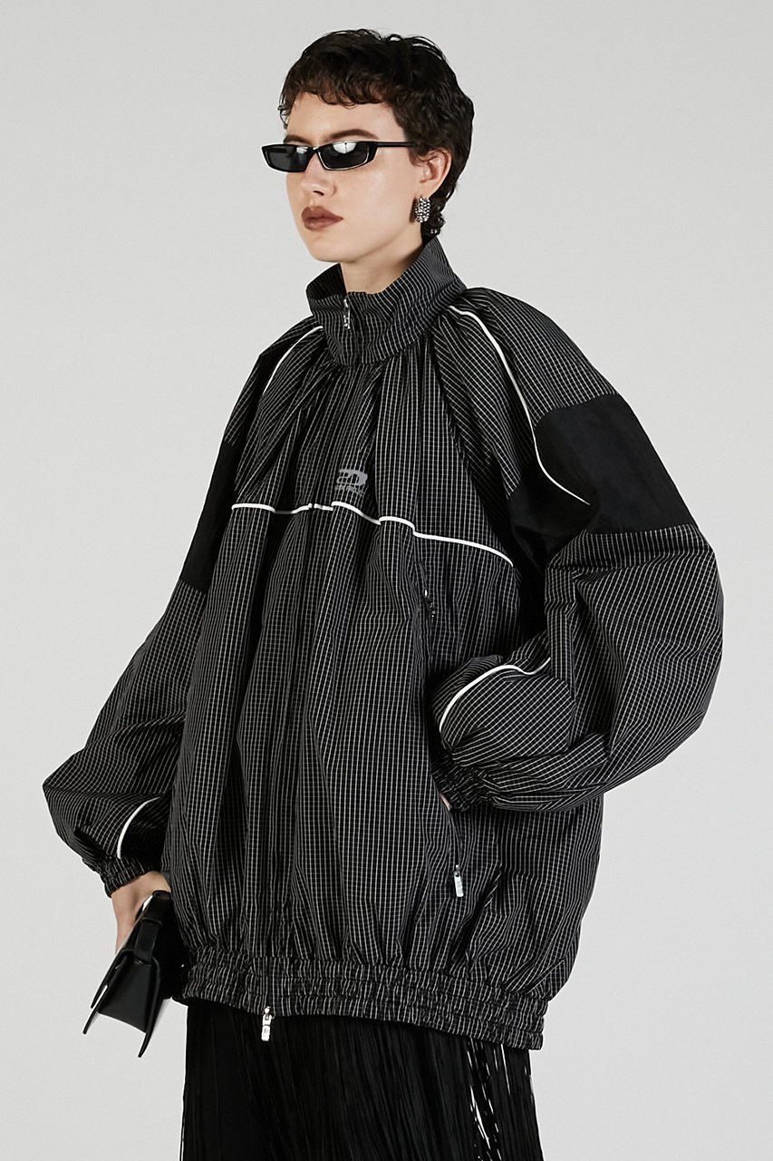 【プランク プロジェクト/PRANK PROJECT】のボリュームギャザートラックブルゾン / Volume Gathered Trucker Blouson 人気、トレンドファッション・服の通販 founy(ファニー) ファッション Fashion レディースファッション Fashion for Women アウター Coat / Outerwear Collection レディースジャケット・軽アウター Jackets ブルゾンジャケット・スポーティアウター Blouson Jackets ギャザー Gathered, Ruffled ジャケット Jacket, Outerwear タフタ Taffeta, Structured Fabric バランス Balance, Style Balance ブルゾン Blouson, Bomber Jacket ボトム Bottoms, Lower Wear リップ Lip, Lip Motif 今季 This Season, Current Season other-8|ID: prp329100004622159 ipo3291000000036465574