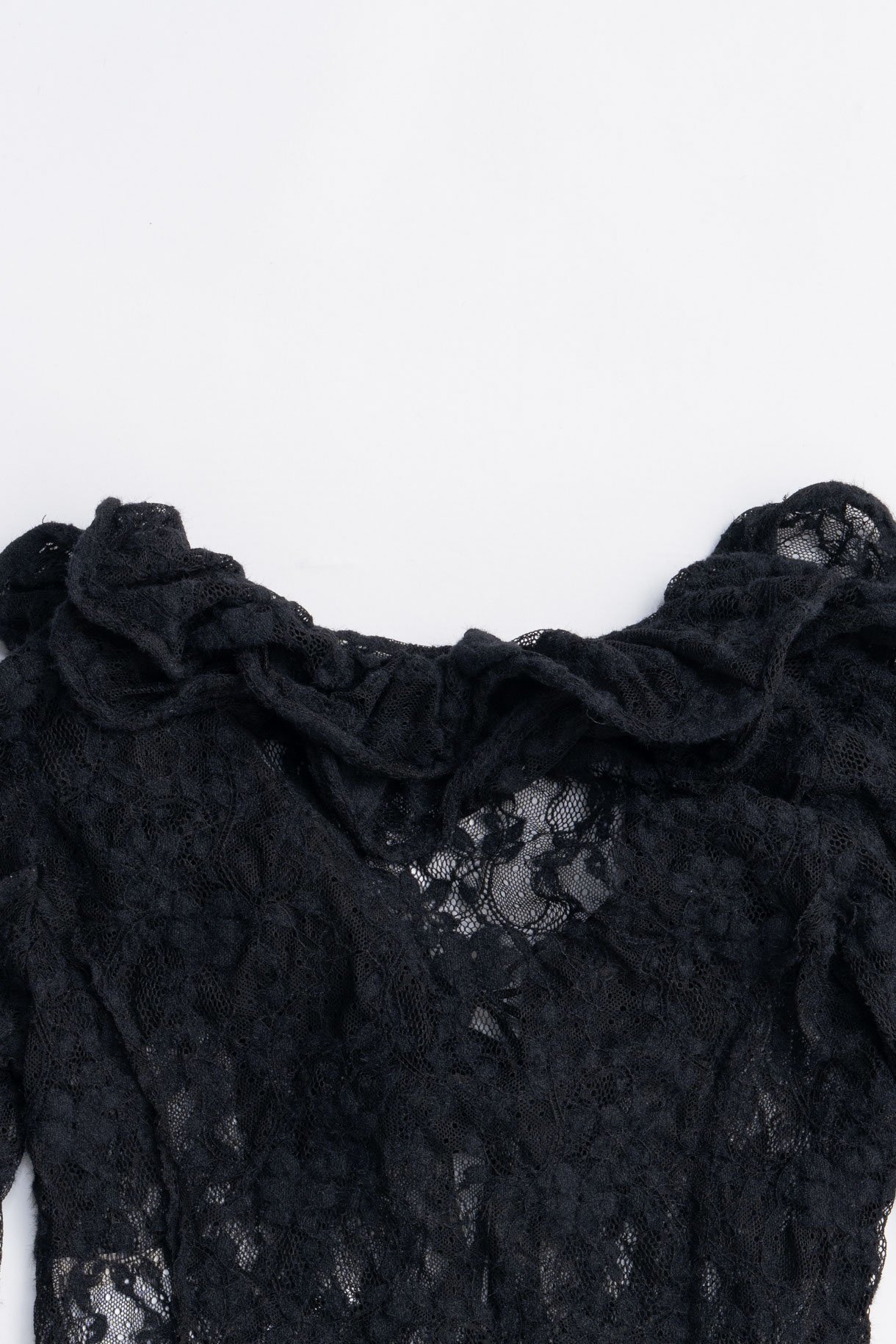 【プランク プロジェクト/PRANK PROJECT】のレースフリルウェーブカーディガン / Lace Frill Wave Cardigan 人気、トレンドファッション・服の通販 founy(ファニー) 　ファッション　Fashion　レディースファッション　Fashion for Women　トップス・カットソー　Cut & Sew Tops　ニット　Knit Tops & Sweaters　カーディガン・羽織り　Layered Style Cardigans　おすすめ　Recommended / Our Picks　ウェーブ　Wavy Pattern　カーディガン　Cardigan, Knitwear　ストレッチ　Stretch, Stretchy Fabric　フラワー　Flower, Floral　フリル　Frill, Ruffle　フロント　Front, Front Design　ランダム　Random, Irregular　リボン　Ribbon, Bow　レース　Lace, Lace Fabric　other-6|ID: prp329100004622181 ipo3291000000035867805