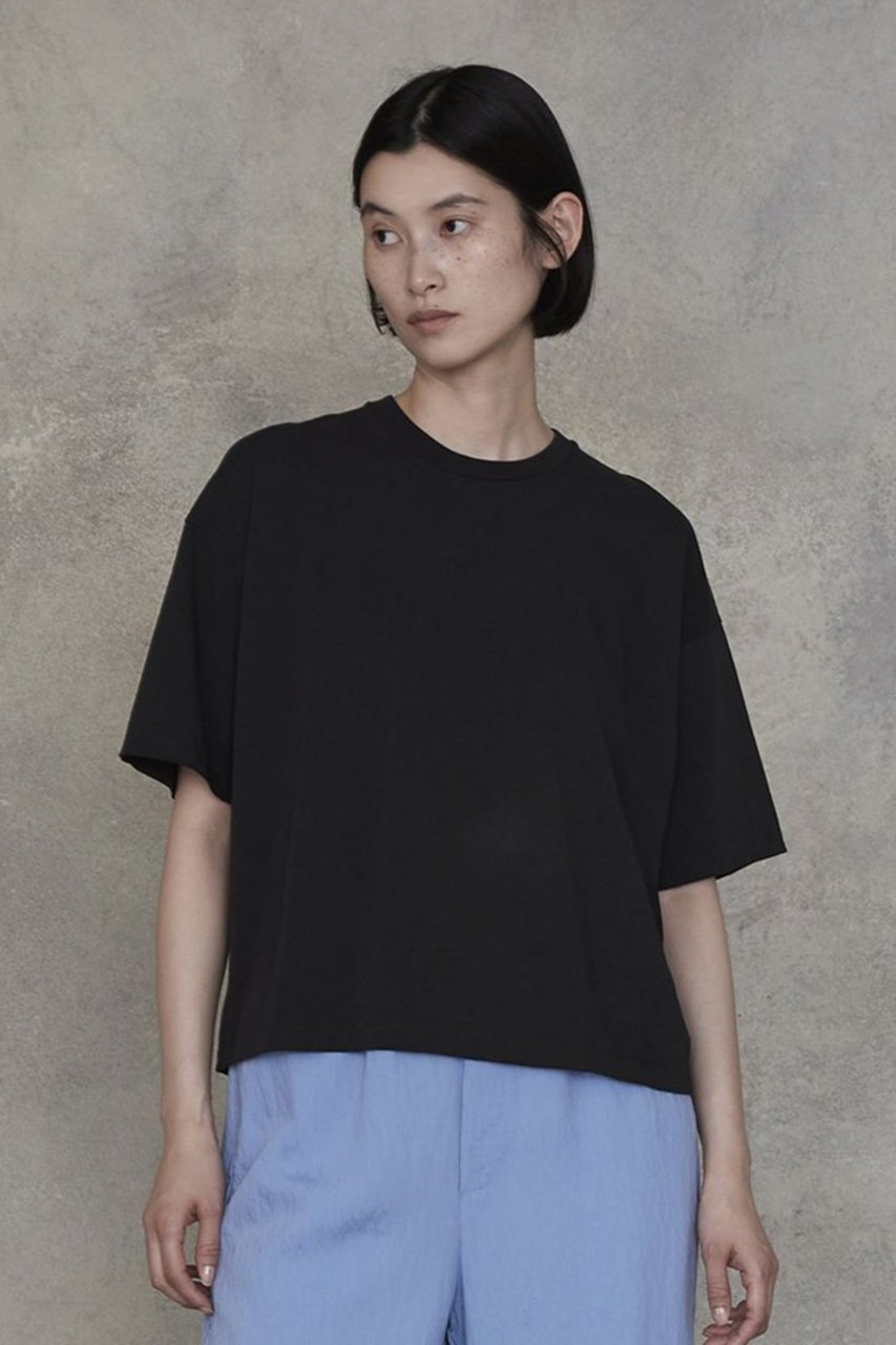 【ティッカ/TICCA】のエンブロイダリースクエアTシャツ 人気、トレンドファッション・服の通販 founy(ファニー) 　ファッション　Fashion　レディースファッション　Fashion for Women　トップス・カットソー　Cut & Sew Tops　シャツ・ブラウス・オフィスカジュアル　Elegant Blouses & Button-Ups　ロングTシャツ・Tシャツ　Longline T-Shirts & Tees　カットソー・ベーシックTシャツ　Cut-and-Sewn Tops / Stretch Tees & Basics　カットソー　Cut and Sewn Top　ショート　Short, Short Length　スリーブ　Sleeve, Long Sleeve / Short Sleeve　ドレープ　Drape, Draping Fabric　バランス　Balance, Style Balance　other-7|ID: prp329100004624101 ipo3291000000033937576