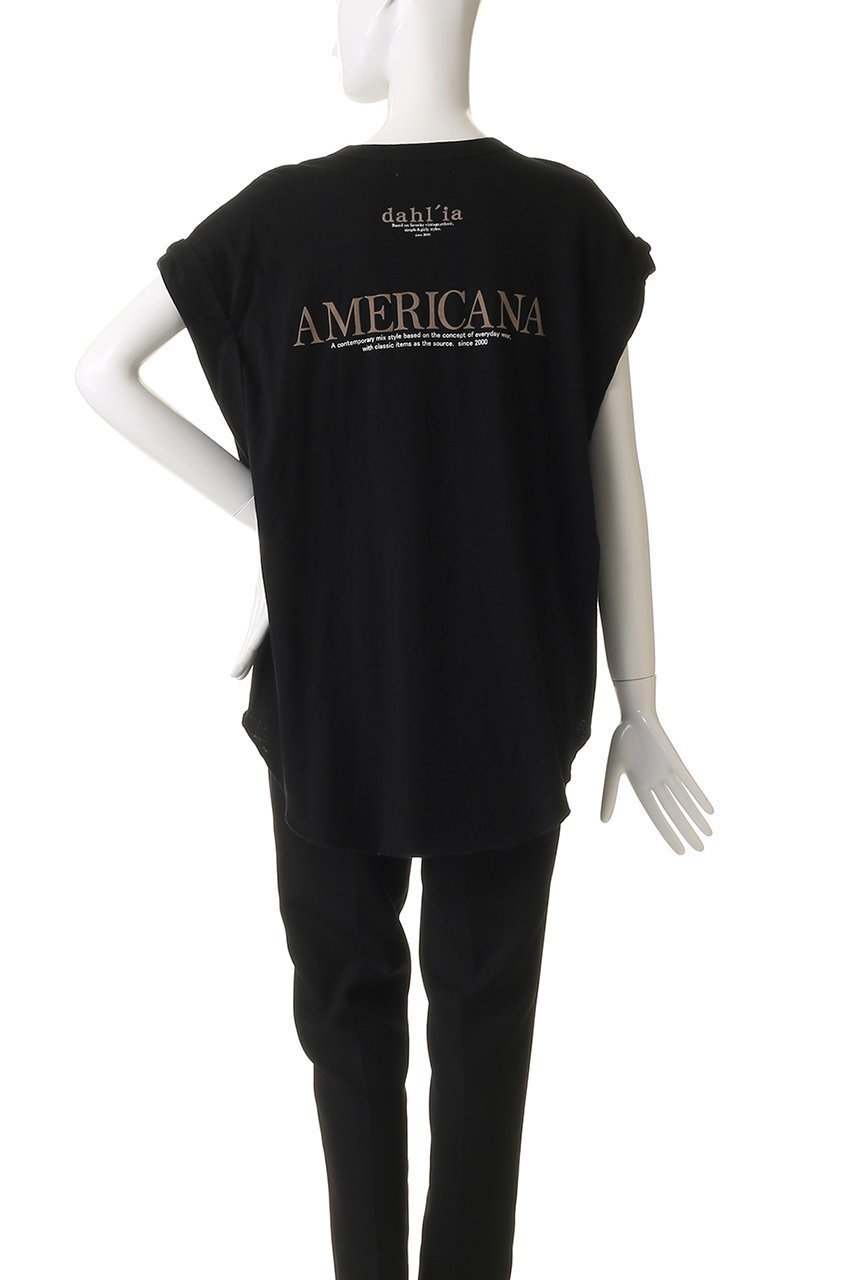 【アメリカーナ/Americana】の【Americana×dahlia】リメイクプリントTシャツ 人気、トレンドファッション・服の通販 founy(ファニー) 　ファッション　Fashion　レディースファッション　Fashion for Women　トップス・カットソー　Cut & Sew Tops　シャツ・ブラウス・オフィスカジュアル　Elegant Blouses & Button-Ups　ロングTシャツ・Tシャツ　Longline T-Shirts & Tees　カットソー・ベーシックTシャツ　Cut-and-Sewn Tops / Stretch Tees & Basics　2025年　2025　2025-2026秋冬・A/W　Autumn/Winter 2025–26 AW25–26　ショルダー　Shoulder, Shoulder Strap　ショート　Short, Short Length　シンプル　Simple, Minimal　スリーブ　Sleeve, Long Sleeve / Short Sleeve　ドロップ　Drop Shoulder, Dropped Style　プリント　Print, Printed Pattern　プリーツ　Pleats, Pleated　リボン　Ribbon, Bow　A/W・秋冬　Autumn/Winter　other-4|ID: prp329100004624102 ipo3291000000033202607