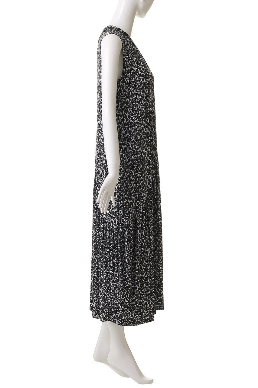 【スリー ドッツ/three dots】のトラベルライン ドレス 人気、トレンドファッション・服の通販 founy(ファニー) 　ファッション　Fashion　レディースファッション　Fashion for Women　ワンピース　Dresses　フォーマル・パーティードレス・結婚式用ドレス　Elegant & Casual Dresses　チュニック　Tunic Tops & Dresses　2025年　2025　2025-2026秋冬・A/W　Autumn/Winter 2025–26 AW25–26　とろみ　Fluid, Flowy Fabric　アシンメトリー　Asymmetrical Style　ギャザー　Gathered, Ruffled　サマー　Summer, Summer Style　チュニック　Tunic, Long Top　トラベル　Travel, Travel Gear　ドレス　Dress, One-Piece　モノトーン　Monotone, Black and White　リゾート　Resort, Vacation Style　ロング　Long, Long-Length　エレガント 上品　Elegant　旅行　Travel　A/W・秋冬　Autumn/Winter　other-3|ID: prp329100004624105 ipo3291000000033202626