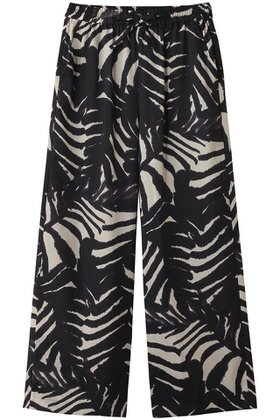 【エリオポール/heliopole】 ARGENTI PRINT イージーパンツ人気、トレンドファッション・服の通販 founy(ファニー) ファッション Fashion レディースファッション Fashion for Women パンツ Pants & Trousers 2025年 2025 2025-2026秋冬・A/W Autumn/Winter 2025–26 AW25–26 アニマル Animal Print シンプル Simple, Minimal セットアップ Set-Up, Coordinated Outfit プリント Print, Printed Pattern ボトム Bottoms, Lower Wear モノトーン Monotone, Black and White ワイド Wide, Wide Fit A/W・秋冬 Autumn/Winter |ID:prp329100004624125