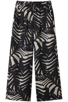 【エリオポール/heliopole】のARGENTI PRINT イージーパンツ 人気、トレンドファッション・服の通販 founy(ファニー) ファッション Fashion レディースファッション Fashion for Women パンツ Pants & Trousers 2025年 2025 2025-2026秋冬・A/W Autumn/Winter 2025–26 AW25–26 アニマル Animal Print シンプル Simple, Minimal セットアップ Set-Up, Coordinated Outfit プリント Print, Printed Pattern ボトム Bottoms, Lower Wear モノトーン Monotone, Black and White ワイド Wide, Wide Fit A/W・秋冬 Autumn/Winter |ID:prp329100004624125