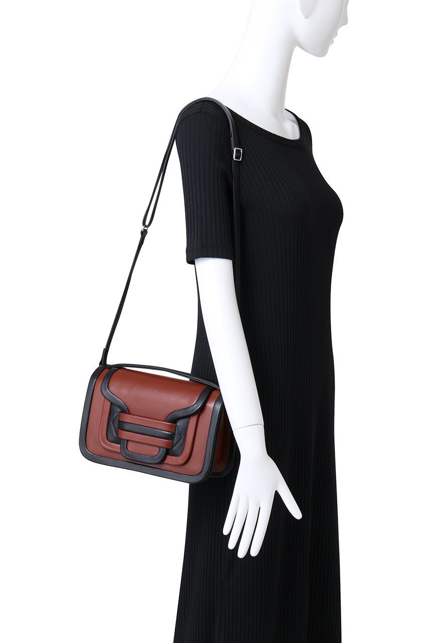 【ピエール アルディ/PIERRE HARDY】のALPHA MAXI 2wayハンドバッグ 人気、トレンドファッション・服の通販 founy(ファニー) 　ファッション　Fashion　レディースファッション　Fashion for Women　バッグ　Bags　2025年　2025　2025-2026秋冬・A/W　Autumn/Winter 2025–26 AW25–26　スタイリッシュ　Stylish, Fashionable　A/W・秋冬　Autumn/Winter　other-2|ID: prp329100004624614 ipo3291000000033215711