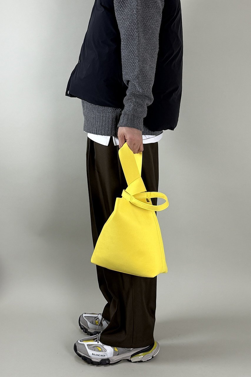 【ザッツ/zattu】のCONCH マイクロスエード2wayハンドバッグ 人気、トレンドファッション・服の通販 founy(ファニー) 　ファッション　Fashion　レディースファッション　Fashion for Women　バッグ　Bags　2025年　2025　2025-2026秋冬・A/W　Autumn/Winter 2025–26 AW25–26　ユニセックス　Unisex, Genderless　アシンメトリー　Asymmetrical Style　コンパクト　Compact, Small Size　エレガント 上品　Elegant　A/W・秋冬　Autumn/Winter　軽量　Lightweight, Ultra Light　other-2|ID: prp329100004624622 ipo3291000000033215777