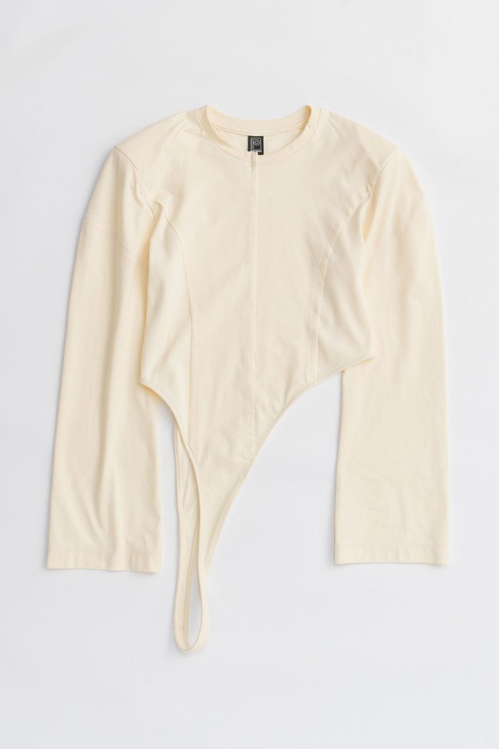 【プランク プロジェクト/PRANK PROJECT】のイレギュラーヘムトップ / Irregular Hem Top インテリア・キッズ・メンズ・レディースファッション・服の通販 founy(ファニー) https://founy.com/ ファッション Fashion レディースファッション Fashion for Women トップス・カットソー Cut & Sew Tops シャツ・ブラウス・オフィスカジュアル Elegant Blouses & Button-Ups ロングTシャツ・Tシャツ Longline T-Shirts & Tees カットソー・ベーシックTシャツ Cut-and-Sewn Tops / Stretch Tees & Basics 2025年 2025 2025-2026秋冬・A/W Autumn/Winter 2025–26 AW25–26 カットソー Cut and Sewn Top ショルダー Shoulder, Shoulder Strap ショート Short, Short Length スリーブ Sleeve, Long Sleeve / Short Sleeve ラップ Wrap, Wrap Design ロング Long, Long-Length A/W・秋冬 Autumn/Winter |ID: prp329100004624634 ipo3291000000033215875