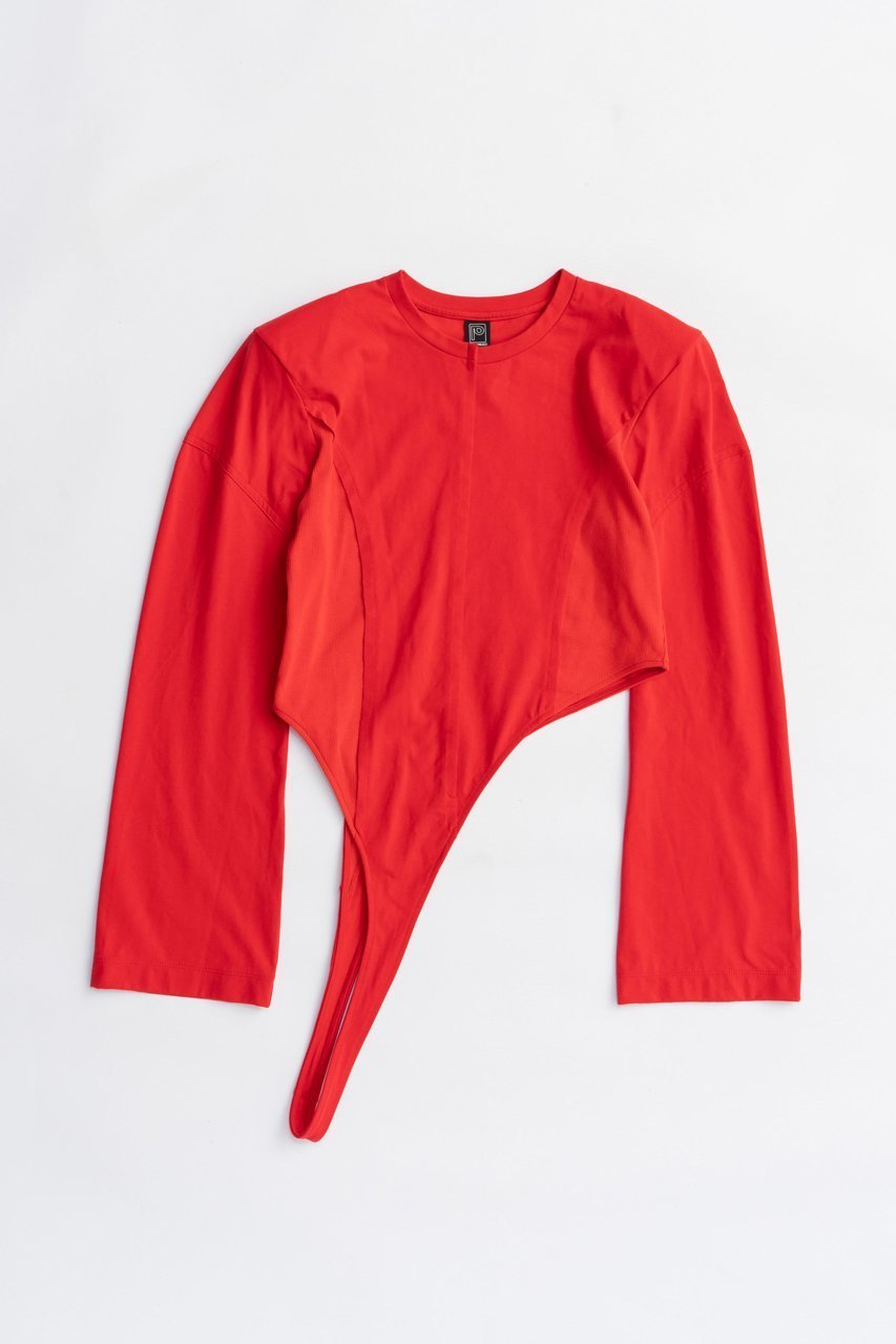 【プランク プロジェクト/PRANK PROJECT】のイレギュラーヘムトップ / Irregular Hem Top インテリア・キッズ・メンズ・レディースファッション・服の通販 founy(ファニー) 　ファッション　Fashion　レディースファッション　Fashion for Women　トップス・カットソー　Cut & Sew Tops　シャツ・ブラウス・オフィスカジュアル　Elegant Blouses & Button-Ups　ロングTシャツ・Tシャツ　Longline T-Shirts & Tees　カットソー・ベーシックTシャツ　Cut-and-Sewn Tops / Stretch Tees & Basics　2025年　2025　2025-2026秋冬・A/W　Autumn/Winter 2025–26 AW25–26　カットソー　Cut and Sewn Top　ショルダー　Shoulder, Shoulder Strap　ショート　Short, Short Length　スリーブ　Sleeve, Long Sleeve / Short Sleeve　ラップ　Wrap, Wrap Design　ロング　Long, Long-Length　A/W・秋冬　Autumn/Winter　RED(レッド)|ID: prp329100004624634 ipo3291000000033215876