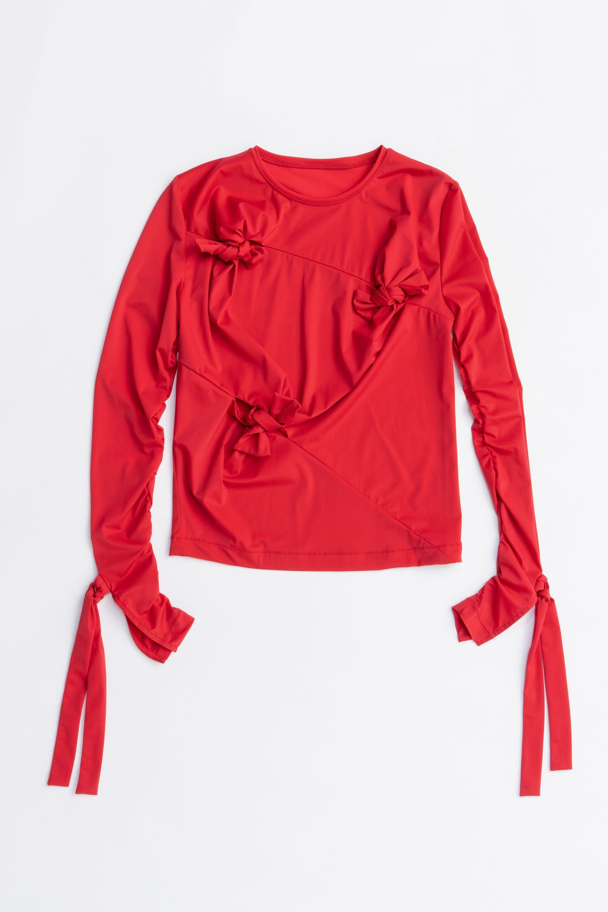 【プランク プロジェクト/PRANK PROJECT】のノットシャーリングトップ / Knot Sharing Top インテリア・キッズ・メンズ・レディースファッション・服の通販 founy(ファニー) 　ファッション　Fashion　レディースファッション　Fashion for Women　トップス・カットソー　Cut & Sew Tops　シャツ・ブラウス・オフィスカジュアル　Elegant Blouses & Button-Ups　ロングTシャツ・Tシャツ　Longline T-Shirts & Tees　カットソー・ベーシックTシャツ　Cut-and-Sewn Tops / Stretch Tees & Basics　2025年　2025　2025-2026秋冬・A/W　Autumn/Winter 2025–26 AW25–26　カットソー　Cut and Sewn Top　スポーティ　Sporty, Casual Athletic　スリーブ　Sleeve, Long Sleeve / Short Sleeve　リボン　Ribbon, Bow　ロング　Long, Long-Length　A/W・秋冬　Autumn/Winter　RED(レッド)|ID: prp329100004624638 ipo3291000000033215906