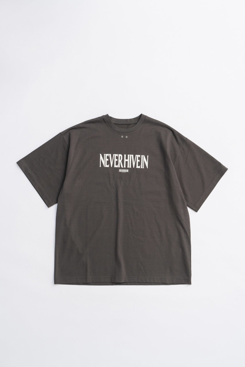 【プランク プロジェクト/PRANK PROJECT】のNEVER Tシャツ / NEVER T-Shirt インテリア・キッズ・メンズ・レディースファッション・服の通販 founy(ファニー) 　ファッション　Fashion　レディースファッション　Fashion for Women　トップス・カットソー　Cut & Sew Tops　シャツ・ブラウス・オフィスカジュアル　Elegant Blouses & Button-Ups　ロングTシャツ・Tシャツ　Longline T-Shirts & Tees　カットソー・ベーシックTシャツ　Cut-and-Sewn Tops / Stretch Tees & Basics　2025年　2025　2025-2026秋冬・A/W　Autumn/Winter 2025–26 AW25–26　アイレット　Eyelet Lace　ショート　Short, Short Length　スリーブ　Sleeve, Long Sleeve / Short Sleeve　ビッグ　Big, Oversized　フロント　Front, Front Design　プリント　Print, Printed Pattern　メタル　Metal, Metal Parts　再入荷　Restock / Back in Stock　A/W・秋冬　Autumn/Winter　C.GRY(チャコールグレー)|ID: prp329100004624644 ipo3291000000033215954