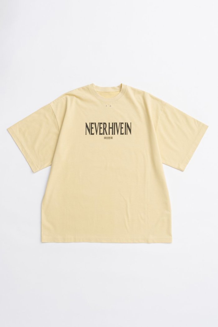 【プランク プロジェクト/PRANK PROJECT】のNEVER Tシャツ / NEVER T-Shirt インテリア・キッズ・メンズ・レディースファッション・服の通販 founy(ファニー) https://founy.com/ ファッション Fashion レディースファッション Fashion for Women トップス・カットソー Cut & Sew Tops シャツ・ブラウス・オフィスカジュアル Elegant Blouses & Button-Ups ロングTシャツ・Tシャツ Longline T-Shirts & Tees カットソー・ベーシックTシャツ Cut-and-Sewn Tops / Stretch Tees & Basics 2025年 2025 2025-2026秋冬・A/W Autumn/Winter 2025–26 AW25–26 アイレット Eyelet Lace ショート Short, Short Length スリーブ Sleeve, Long Sleeve / Short Sleeve ビッグ Big, Oversized フロント Front, Front Design プリント Print, Printed Pattern メタル Metal, Metal Parts A/W・秋冬 Autumn/Winter |ID: prp329100004624644 ipo3291000000033215956
