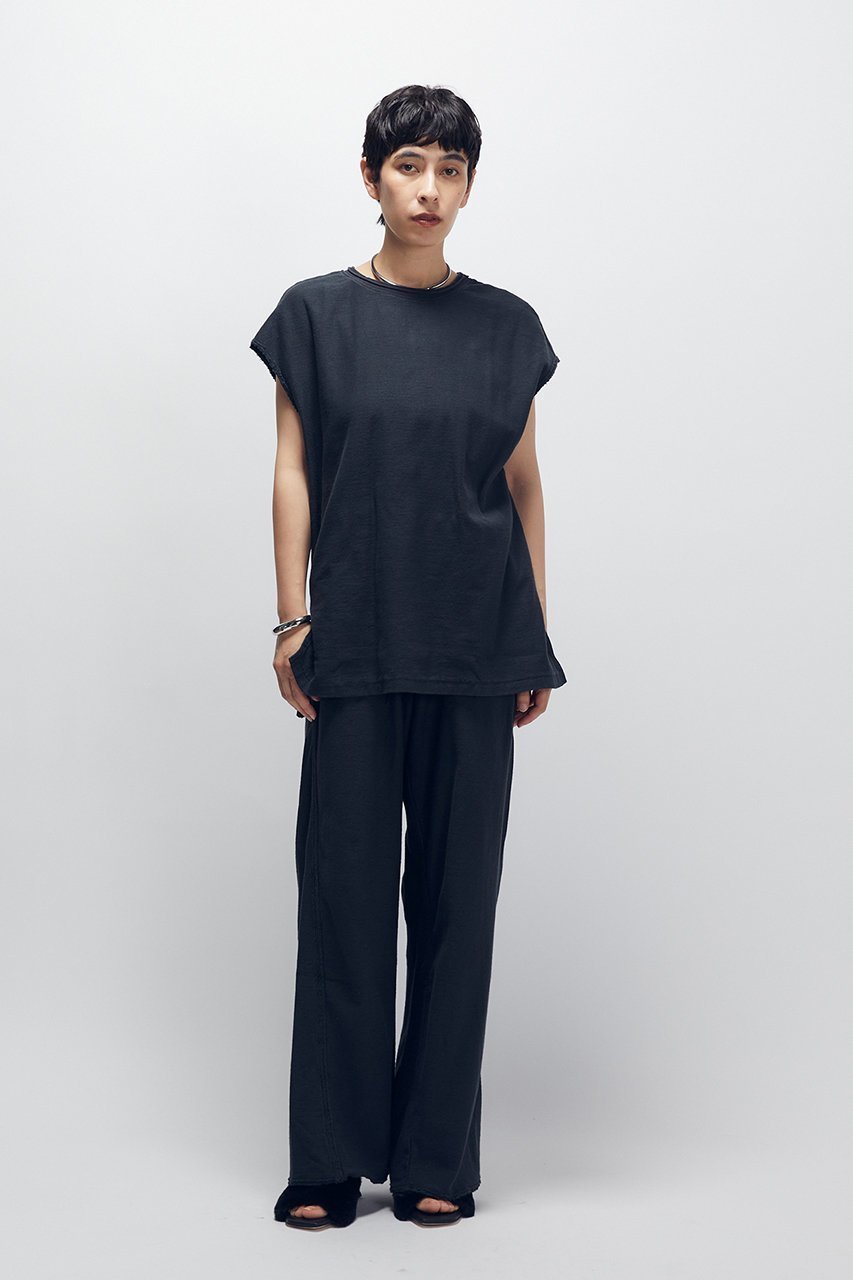【プルミエ アロンディスモン/1er Arrondissement】の【GREYCHORD】“ELEN”別注フレンチスリーブプルオーバー 人気、トレンドファッション・服の通販 founy(ファニー) 　ファッション　Fashion　レディースファッション　Fashion for Women　トップス・カットソー　Cut & Sew Tops　シャツ・ブラウス・オフィスカジュアル　Elegant Blouses & Button-Ups　ロングTシャツ・Tシャツ　Longline T-Shirts & Tees　カジュアルプルオーバー・ニットトップス　Pullovers & Knit Tops / Casual Pullovers　カットソー・ベーシックTシャツ　Cut-and-Sewn Tops / Stretch Tees & Basics　ショート　Short, Short Length　シンプル　Simple, Minimal　スリット　Slit, Slit Detail　スリーブ　Sleeve, Long Sleeve / Short Sleeve　ダメージ　Distressed, Destroyed　フレンチ　French, French Style　別注　Limited Edition, Custom Order　other-6|ID: prp329100004624663 ipo3291000000033462824