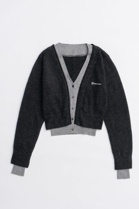 【プランク プロジェクト/PRANK PROJECT】のVネックレイヤードカーデ / V-Neck Layered Cardigan 人気、トレンドファッション・服の通販 founy(ファニー) ファッション Fashion レディースファッション Fashion for Women トップス・カットソー Cut & Sew Tops ニット Knit Tops & Sweaters カーディガン・羽織り Layered Style Cardigans Vネックトップス V-Neck Tops / V-Cut Neckline Shirts カーディガン Cardigan, Knitwear シンプル Simple, Minimal ドッキング Docking, Mixed Material フィット Fit, Slim Fit |ID:prp329100004624713