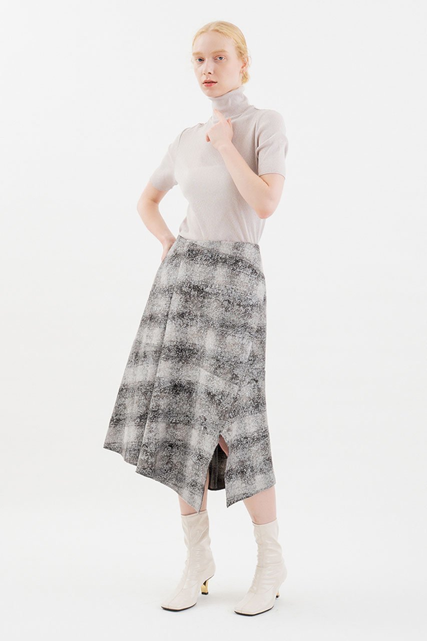 【スタニングルアー/STUNNING LURE】のrホイルチェックイレギュラーヘムスカート 人気、トレンドファッション・服の通販 founy(ファニー) 　ファッション　Fashion　レディースファッション　Fashion for Women　スカート　Skirts　ロングスカート　Long Skirts / Maxi & Midi Skirts　シルバー　Silver, Metallic Silver　スリット　Slit, Slit Detail　セットアップ　Set-Up, Coordinated Outfit　チェック　Check, Plaid, Tartan　プリント　Print, Printed Pattern　ベスト　Vest, Waistcoat　ロング　Long, Long-Length　other-6|ID: prp329100004624741 ipo3291000000033788128