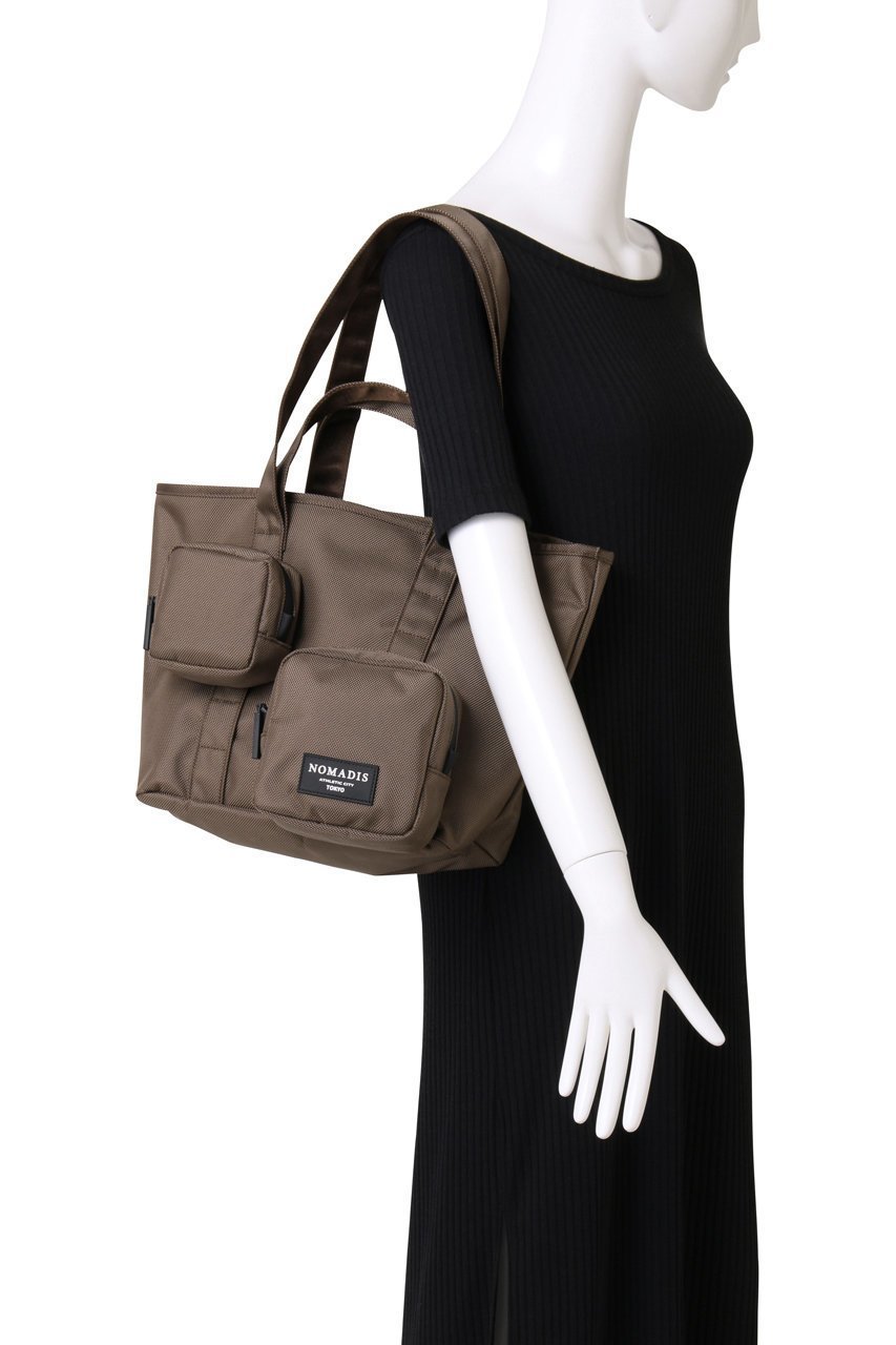 【ノマディス/NOMADIS】のMOLLE Petit トートバッグ 人気、トレンドファッション・服の通販 founy(ファニー) 　ファッション　Fashion　レディースファッション　Fashion for Women　バッグ　Bags　2025年　2025　2025-2026秋冬・A/W　Autumn/Winter 2025–26 AW25–26　コンパクト　Compact, Small Size　スマート　Smart, Elegant　タオル　Towel, Bath Towel　ポーチ　Pouch, Small Case　ミリタリー　Military, Army Style　モダン　Modern, Contemporary　ラップ　Wrap, Wrap Design　A/W・秋冬　Autumn/Winter　other-3|ID: prp329100004625366 ipo3291000000033229661
