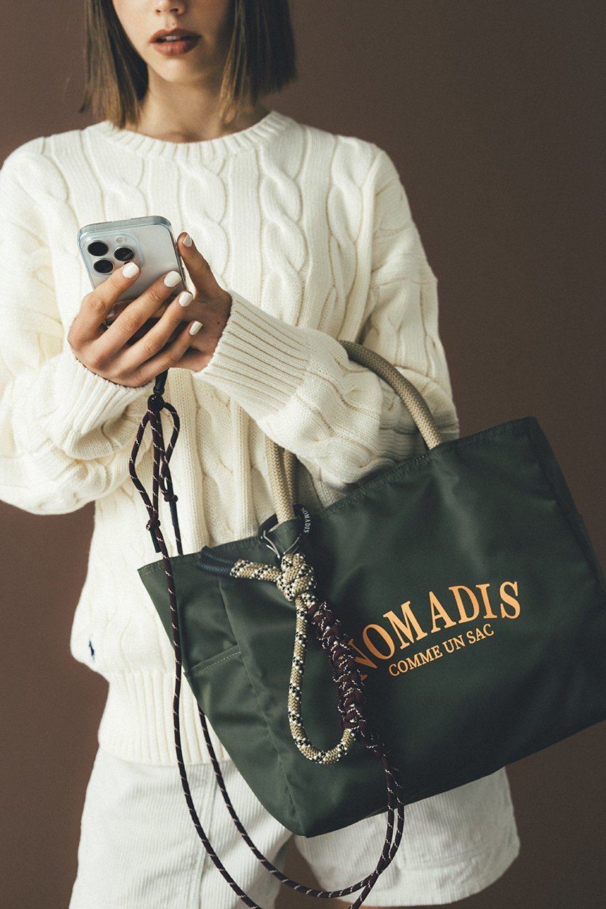 【ノマディス/NOMADIS】のLOOP ストラップ 人気、トレンドファッション・服の通販 founy(ファニー) 　ファッション　Fashion　レディースファッション　Fashion for Women　2025年　2025　2025-2026秋冬・A/W　Autumn/Winter 2025–26 AW25–26　シンプル　Simple, Minimal　スマホショルダーバッグ　Smartphone Shoulder Bag　チャーム　Charm, Pendant　ラップ　Wrap, Wrap Design　ループ　Loop, Loop Knit　夏　Summer　春　Spring　S/S・春夏　SS, Spring/Summer, Warm Season　A/W・秋冬　Autumn/Winter　other-2|ID: prp329100004625385 ipo3291000000033229817