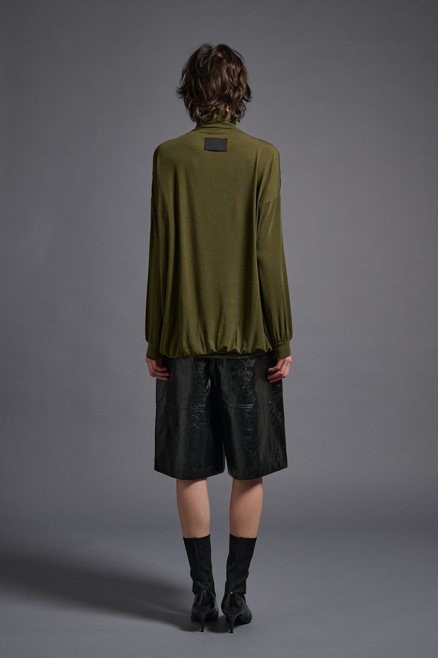 【コグ ザビッグスモーク/COGTHEBIGSMOKE】の【8/1 0:00販売開始】04 MYRA NARROW SLV HIGH NECK 人気、トレンドファッション・服の通販 founy(ファニー) 　ファッション　Fashion　レディースファッション　Fashion for Women　トップス・カットソー　Cut & Sew Tops　シャツ・ブラウス・オフィスカジュアル　Elegant Blouses & Button-Ups　ロングTシャツ・Tシャツ　Longline T-Shirts & Tees　カットソー・ベーシックTシャツ　Cut-and-Sewn Tops / Stretch Tees & Basics　2025年　2025　2025-2026秋冬・A/W　Autumn/Winter 2025–26 AW25–26　コンパクト　Compact, Small Size　シンプル　Simple, Minimal　スクエア　Square, Square Shape　スリーブ　Sleeve, Long Sleeve / Short Sleeve　ハイネック　High Neck, Mock Neck　ロング　Long, Long-Length　ワイド　Wide, Wide Fit　旅行　Travel　A/W・秋冬　Autumn/Winter　other-8|ID: prp329100004625420 ipo3291000000033230127