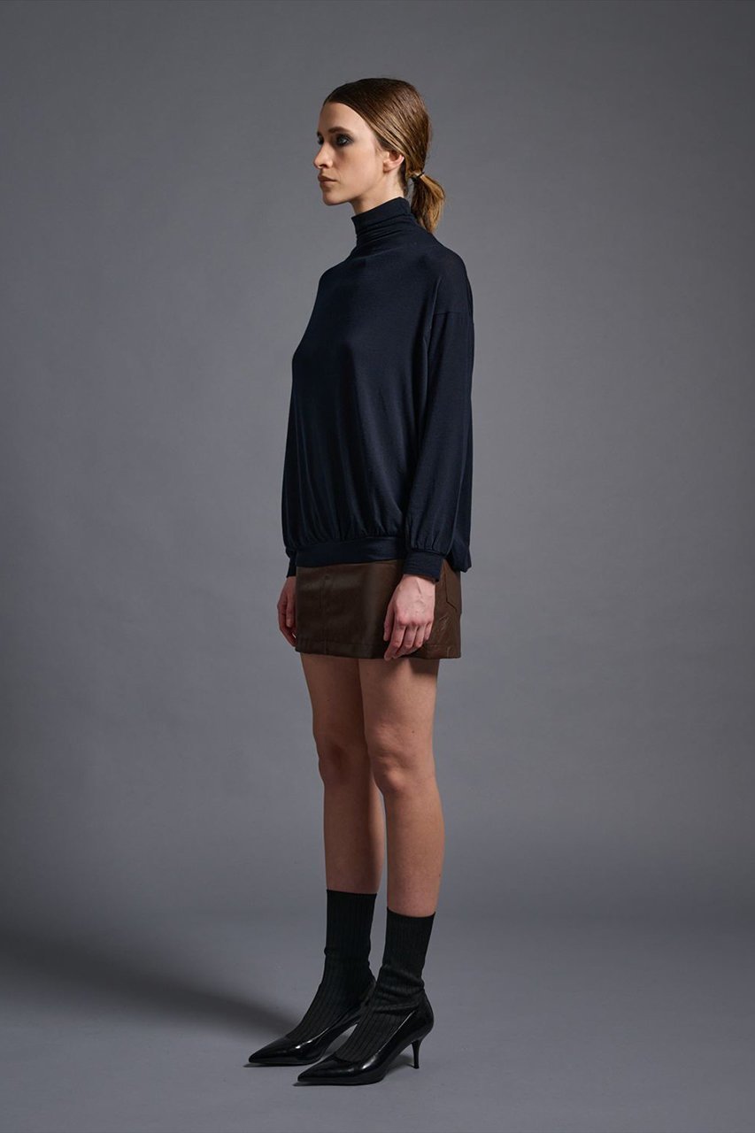 【コグ ザビッグスモーク/COGTHEBIGSMOKE】の04 MYRA NARROW SLV HIGH NECK 人気、トレンドファッション・服の通販 founy(ファニー) 　ファッション　Fashion　レディースファッション　Fashion for Women　トップス・カットソー　Cut & Sew Tops　シャツ・ブラウス・オフィスカジュアル　Elegant Blouses & Button-Ups　ロングTシャツ・Tシャツ　Longline T-Shirts & Tees　カットソー・ベーシックTシャツ　Cut-and-Sewn Tops / Stretch Tees & Basics　コンパクト　Compact, Small Size　シンプル　Simple, Minimal　スクエア　Square, Square Shape　スリーブ　Sleeve, Long Sleeve / Short Sleeve　ハイネック　High Neck, Mock Neck　ロング　Long, Long-Length　ワイド　Wide, Wide Fit　旅行　Travel　other-7|ID: prp329100004625420 ipo3291000000035510167