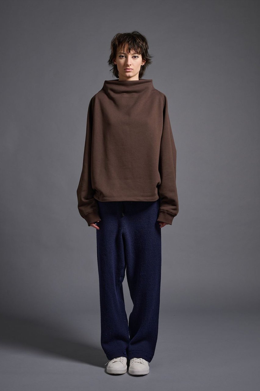 【コグ ザビッグスモーク/COGTHEBIGSMOKE】の18 MELINA BOTTLE NECK SWEATSHIRT 人気、トレンドファッション・服の通販 founy(ファニー) 　ファッション　Fashion　レディースファッション　Fashion for Women　トップス・カットソー　Cut & Sew Tops　シャツ・ブラウス・オフィスカジュアル　Elegant Blouses & Button-Ups　レディースパーカー・カジュアルフーディー　Casual Hoodies & Sweatshirts　ロングTシャツ・Tシャツ　Longline T-Shirts & Tees　スウェット・クルーネックトップス　Sweatshirts & Crewnecks / Relaxed Fit Sweat Tops　カットソー・ベーシックTシャツ　Cut-and-Sewn Tops / Stretch Tees & Basics　スウェット / スエット　Sweatshirt, Sweatwear　ボトルネック　Bottle Neck, Mock Neck　定番　Standard, Basic Item　other-6|ID: prp329100004625430 ipo3291000000035510175