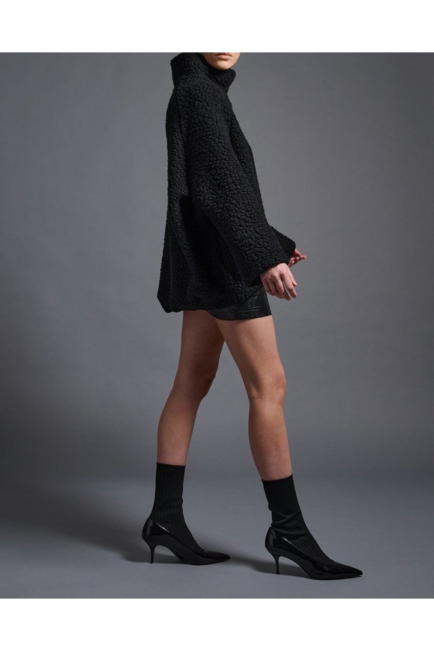 【コグ ザビッグスモーク/COGTHEBIGSMOKE】の【8/1 0:00販売開始】58 MEGAN HIGH NECK TOP 人気、トレンドファッション・服の通販 founy(ファニー) 　ファッション　Fashion　レディースファッション　Fashion for Women　トップス・カットソー　Cut & Sew Tops　シャツ・ブラウス・オフィスカジュアル　Elegant Blouses & Button-Ups　レディースパーカー・カジュアルフーディー　Casual Hoodies & Sweatshirts　ロングTシャツ・Tシャツ　Longline T-Shirts & Tees　スウェット・クルーネックトップス　Sweatshirts & Crewnecks / Relaxed Fit Sweat Tops　カットソー・ベーシックTシャツ　Cut-and-Sewn Tops / Stretch Tees & Basics　2025年　2025　2025-2026秋冬・A/W　Autumn/Winter 2025–26 AW25–26　スタンド　Stand Collar, Upright Stand　ブラウジング　Blouson Silhouette, Cinched Waist　モコモコ　Fuzzy, Fluffy　エレガント 上品　Elegant　A/W・秋冬　Autumn/Winter　other-8|ID: prp329100004625431 ipo3291000000033230243