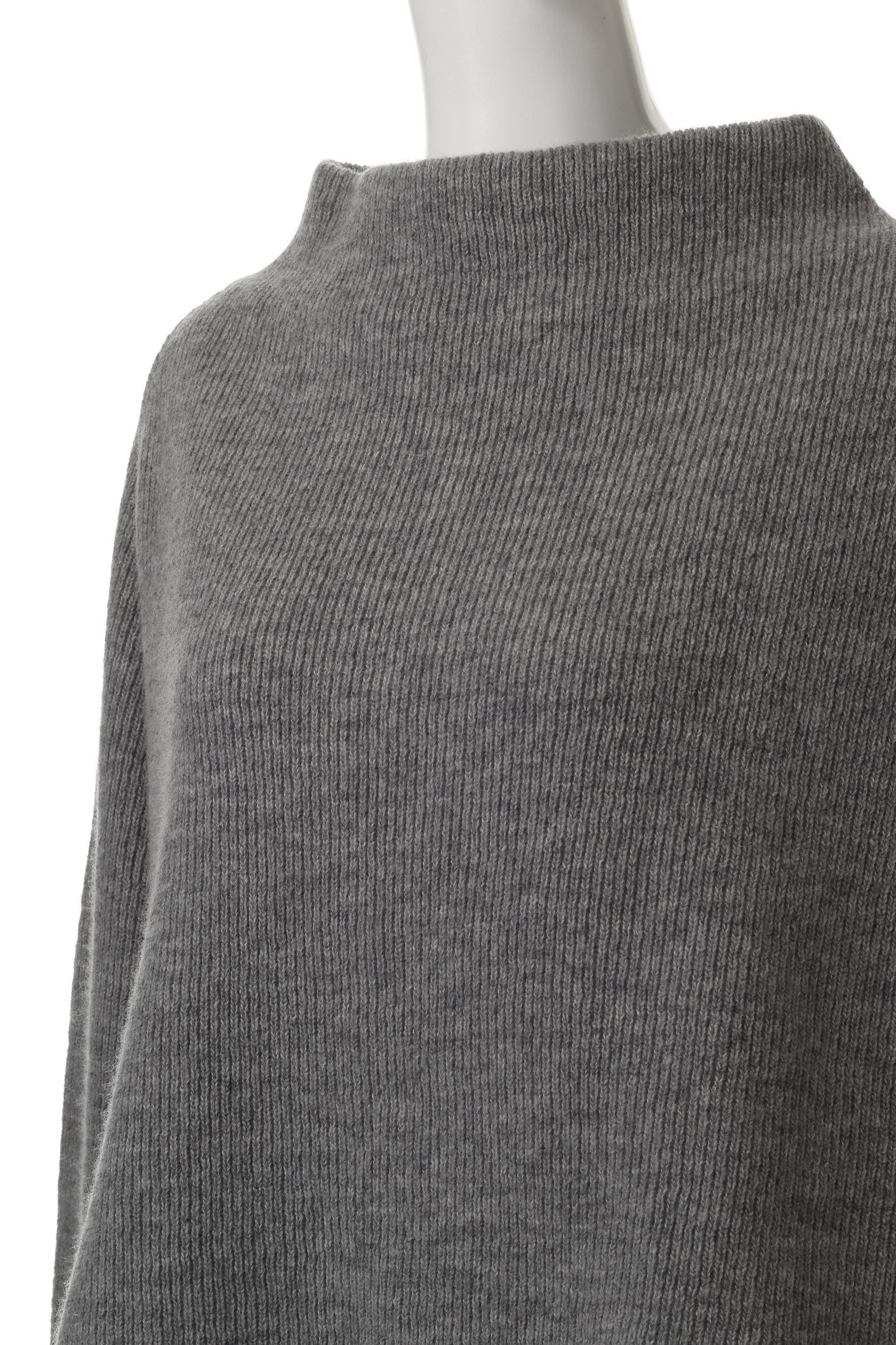 【コグ ザビッグスモーク/COGTHEBIGSMOKE】の【8/1 0:00販売開始】46 KORA BOTTLE NECK TOP 人気、トレンドファッション・服の通販 founy(ファニー) 　ファッション　Fashion　レディースファッション　Fashion for Women　トップス・カットソー　Cut & Sew Tops　シャツ・ブラウス・オフィスカジュアル　Elegant Blouses & Button-Ups　レディースパーカー・カジュアルフーディー　Casual Hoodies & Sweatshirts　ロングTシャツ・Tシャツ　Longline T-Shirts & Tees　スウェット・クルーネックトップス　Sweatshirts & Crewnecks / Relaxed Fit Sweat Tops　カットソー・ベーシックTシャツ　Cut-and-Sewn Tops / Stretch Tees & Basics　2025年　2025　2025-2026秋冬・A/W　Autumn/Winter 2025–26 AW25–26　アクセサリー　Fashion Accessories　インナー　Innerwear　カーディガン　Cardigan, Knitwear　コンパクト　Compact, Small Size　ショート　Short, Short Length　ジャケット　Jacket, Outerwear　ボトルネック　Bottle Neck, Mock Neck　リブニット　Rib Knit, Ribbed Knit　エレガント 上品　Elegant　A/W・秋冬　Autumn/Winter　other-5|ID: prp329100004625434 ipo3291000000033230273