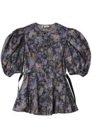 【ルール ロジェット/leur logette】のフォレストフラワープリントコットンブラウス 人気、トレンドファッション・服の通販 founy(ファニー) ファッション Fashion レディースファッション Fashion for Women トップス・カットソー Cut & Sew Tops シャツ・ブラウス・オフィスカジュアル Elegant Blouses & Button-Ups 花柄・フラワープリント・モチーフ Floral Prints & Motifs / Flower Pattern Tops 2025年 2025 2025-2026秋冬・A/W Autumn/Winter 2025–26 AW25–26 クラシカル Classical, Vintage-Inspired シェイプ Shape, Slim Fit ショート Short, Short Length スリーブ Sleeve, Long Sleeve / Short Sleeve フラワー Flower, Floral プリント Print, Printed Pattern A/W・秋冬 Autumn/Winter |ID:prp329100004625437