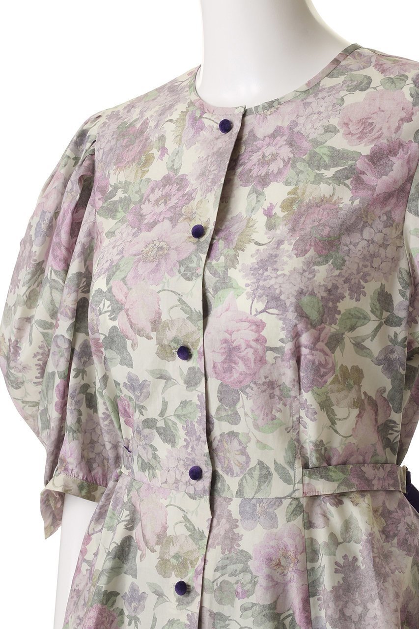 【ルール ロジェット/leur logette】のフォレストフラワープリントコットンブラウス 人気、トレンドファッション・服の通販 founy(ファニー) 　ファッション　Fashion　レディースファッション　Fashion for Women　トップス・カットソー　Cut & Sew Tops　シャツ・ブラウス・オフィスカジュアル　Elegant Blouses & Button-Ups　花柄・フラワープリント・モチーフ　Floral Prints & Motifs / Flower Pattern Tops　2025年　2025　2025-2026秋冬・A/W　Autumn/Winter 2025–26 AW25–26　クラシカル　Classical, Vintage-Inspired　シェイプ　Shape, Slim Fit　ショート　Short, Short Length　スリーブ　Sleeve, Long Sleeve / Short Sleeve　フラワー　Flower, Floral　プリント　Print, Printed Pattern　A/W・秋冬　Autumn/Winter　other-5|ID: prp329100004625437 ipo3291000000033230302