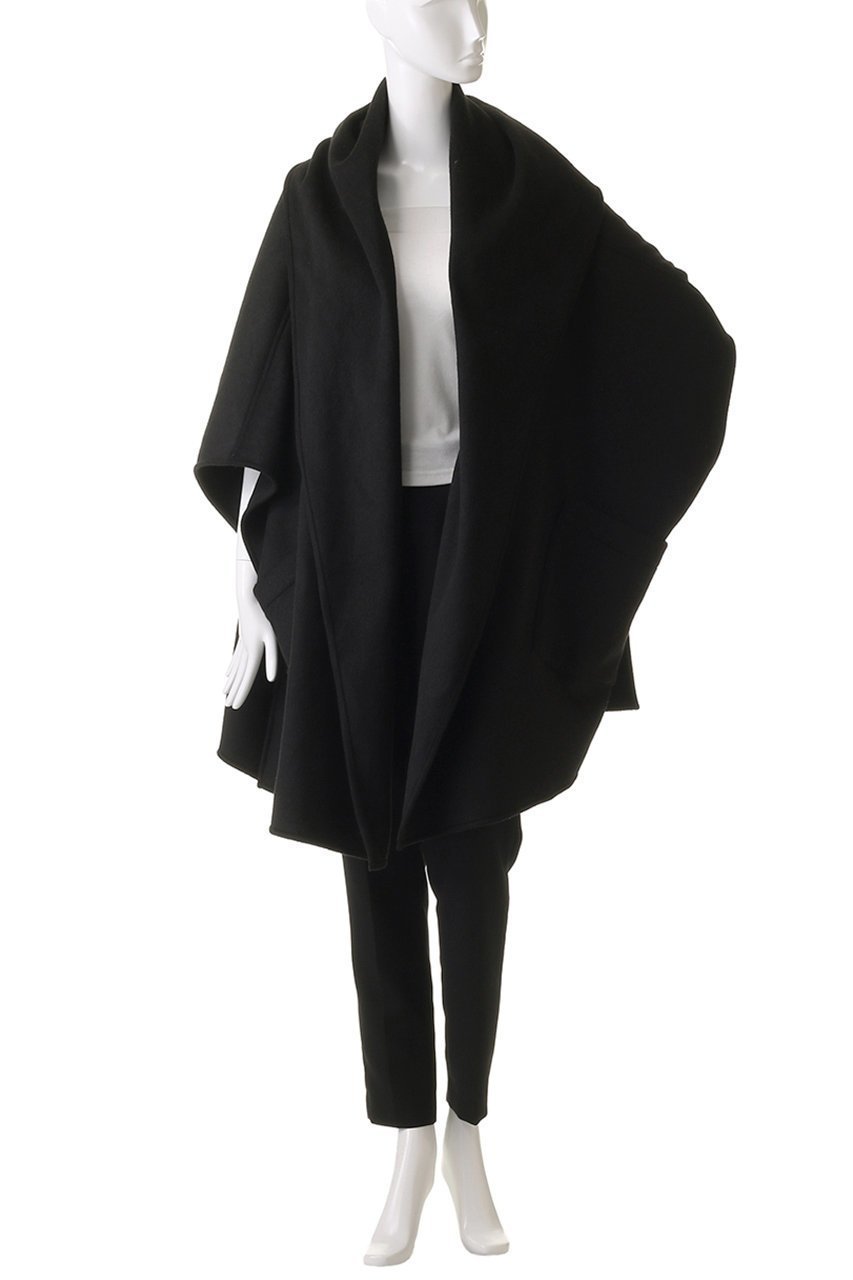 【コグ ザビッグスモーク/COGTHEBIGSMOKE】の【8/1 0:00販売開始】15 GITTY HOODED CAPE 人気、トレンドファッション・服の通販 founy(ファニー) 　ファッション　Fashion　レディースファッション　Fashion for Women　アウター　Coat / Outerwear Collection　コート・ロングコート・ピーコート　Long Coats, Peacoats & More　2025年　2025　2025-2026秋冬・A/W　Autumn/Winter 2025–26 AW25–26　エレガント 上品　Elegant　ショート　Short, Short Length　ショール　Shawl, Wrap　シンプル　Simple, Minimal　ドット　Polka Dot, Dot Pattern　パターン　Pattern, Design Print　ポケット　Pocket, Pocket Detail　ポンチョ　Poncho, Cape Style　A/W・秋冬　Autumn/Winter　other-2|ID: prp329100004625446 ipo3291000000033230379