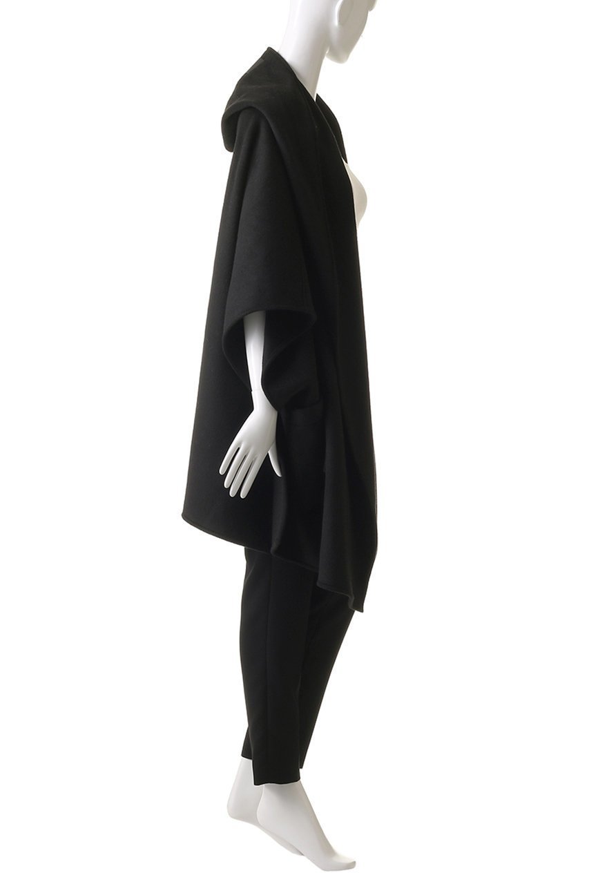 【コグ ザビッグスモーク/COGTHEBIGSMOKE】の【8/1 0:00販売開始】15 GITTY HOODED CAPE 人気、トレンドファッション・服の通販 founy(ファニー) 　ファッション　Fashion　レディースファッション　Fashion for Women　アウター　Coat / Outerwear Collection　コート・ロングコート・ピーコート　Long Coats, Peacoats & More　2025年　2025　2025-2026秋冬・A/W　Autumn/Winter 2025–26 AW25–26　エレガント 上品　Elegant　ショート　Short, Short Length　ショール　Shawl, Wrap　シンプル　Simple, Minimal　ドット　Polka Dot, Dot Pattern　パターン　Pattern, Design Print　ポケット　Pocket, Pocket Detail　ポンチョ　Poncho, Cape Style　A/W・秋冬　Autumn/Winter　other-3|ID: prp329100004625446 ipo3291000000033230380