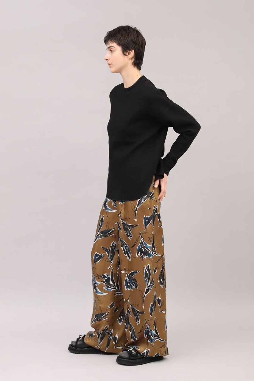 【サクラ/SACRA】のオータムフローラパンツ 人気、トレンドファッション・服の通販 founy(ファニー) ファッション Fashion レディースファッション Fashion for Women パンツ Pants & Trousers ドレープ Drape, Draping Fabric フラワー Flower, Floral プリント Print, Printed Pattern モダン Modern, Contemporary リラックス Relax, Relaxed Fit 秋 Autumn other-8|ID: prp329100004625459 ipo3291000000035416469