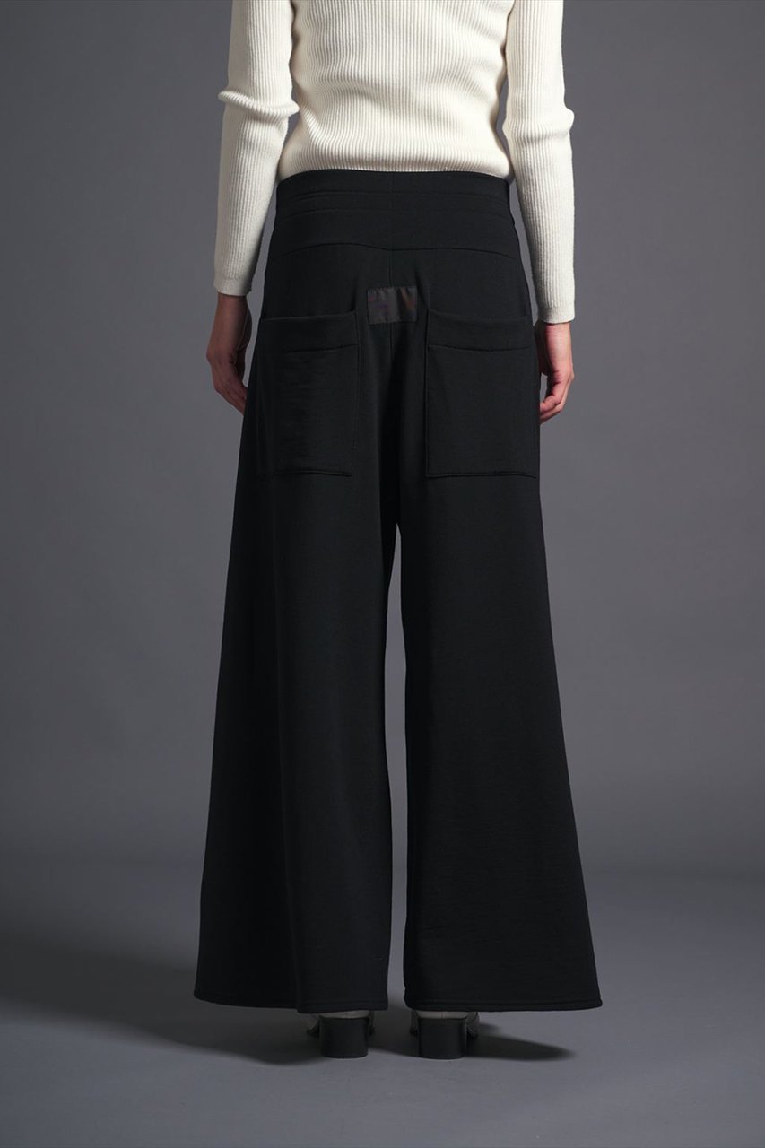 【コグ ザビッグスモーク/COGTHEBIGSMOKE】の【8/1 0:00販売開始】27 LAUREL PALAZZO TROUSERS 人気、トレンドファッション・服の通販 founy(ファニー) 　ファッション　Fashion　レディースファッション　Fashion for Women　パンツ　Pants & Trousers　2025年　2025　2025-2026秋冬・A/W　Autumn/Winter 2025–26 AW25–26　スリム　Slim, Slim Fit　フィット　Fit, Slim Fit　ラグジュアリー　Luxury, Elegant　リラックス　Relax, Relaxed Fit　抗菌　Antibacterial, Bacteria-Resistant　A/W・秋冬　Autumn/Winter　other-8|ID: prp329100004625461 ipo3291000000033230518