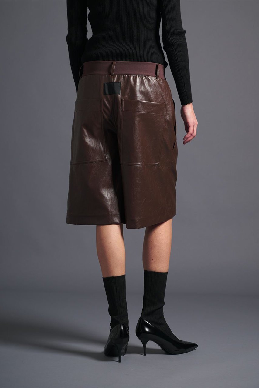 【コグ ザビッグスモーク/COGTHEBIGSMOKE】の【8/1 0:00販売開始】20 MAYA CULOTTES 人気、トレンドファッション・服の通販 founy(ファニー) 　ファッション　Fashion　レディースファッション　Fashion for Women　スカート　Skirts　パンツ　Pants & Trousers　ショートパンツ・ハーフパンツ　High-Waisted & Relaxed Shorts　2025年　2025　2025-2026秋冬・A/W　Autumn/Winter 2025–26 AW25–26　イタリア　Italy　キュロット　Culottes, Wide Shorts　コーティング　Coating, Coated Finish　ショート　Short, Short Length　ポケット　Pocket, Pocket Detail　リアル　Real, Realistic　ワッシャー　Washer, Crinkled Finish　A/W・秋冬　Autumn/Winter　other-8|ID: prp329100004625462 ipo3291000000033230528