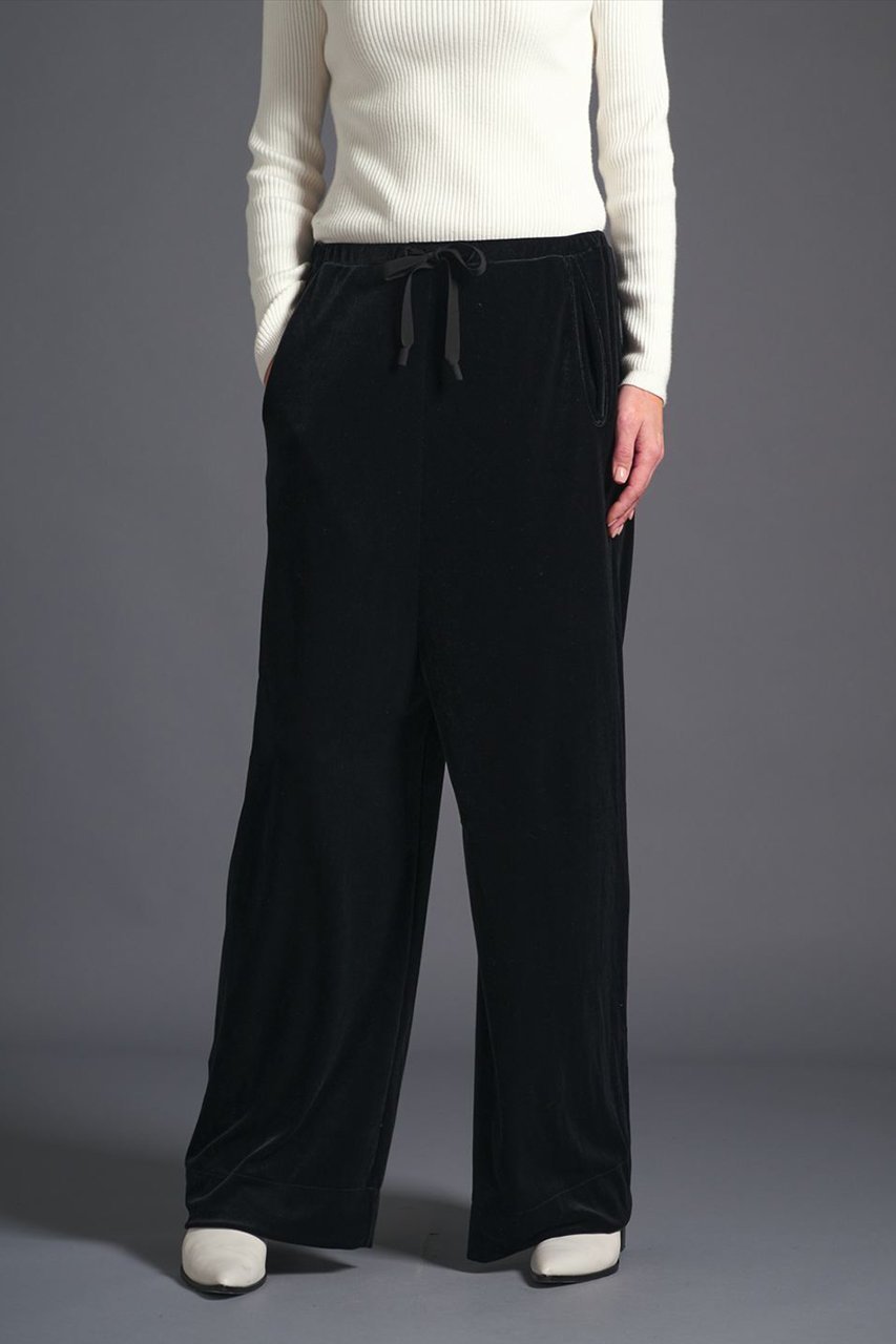 【コグ ザビッグスモーク/COGTHEBIGSMOKE】の【8/1 0:00販売開始】54 ALISON TROUSERS 人気、トレンドファッション・服の通販 founy(ファニー) 　ファッション　Fashion　レディースファッション　Fashion for Women　パンツ　Pants & Trousers　2025年　2025　2025-2026秋冬・A/W　Autumn/Winter 2025–26 AW25–26　カットソー　Cut and Sewn Top　ドローストリング　Drawstring, Pull Cord　ビッグ　Big, Oversized　ベロア　Velour, Soft Velvet　リラックス　Relax, Relaxed Fit　エレガント 上品　Elegant　A/W・秋冬　Autumn/Winter　other-6|ID: prp329100004625463 ipo3291000000033230538