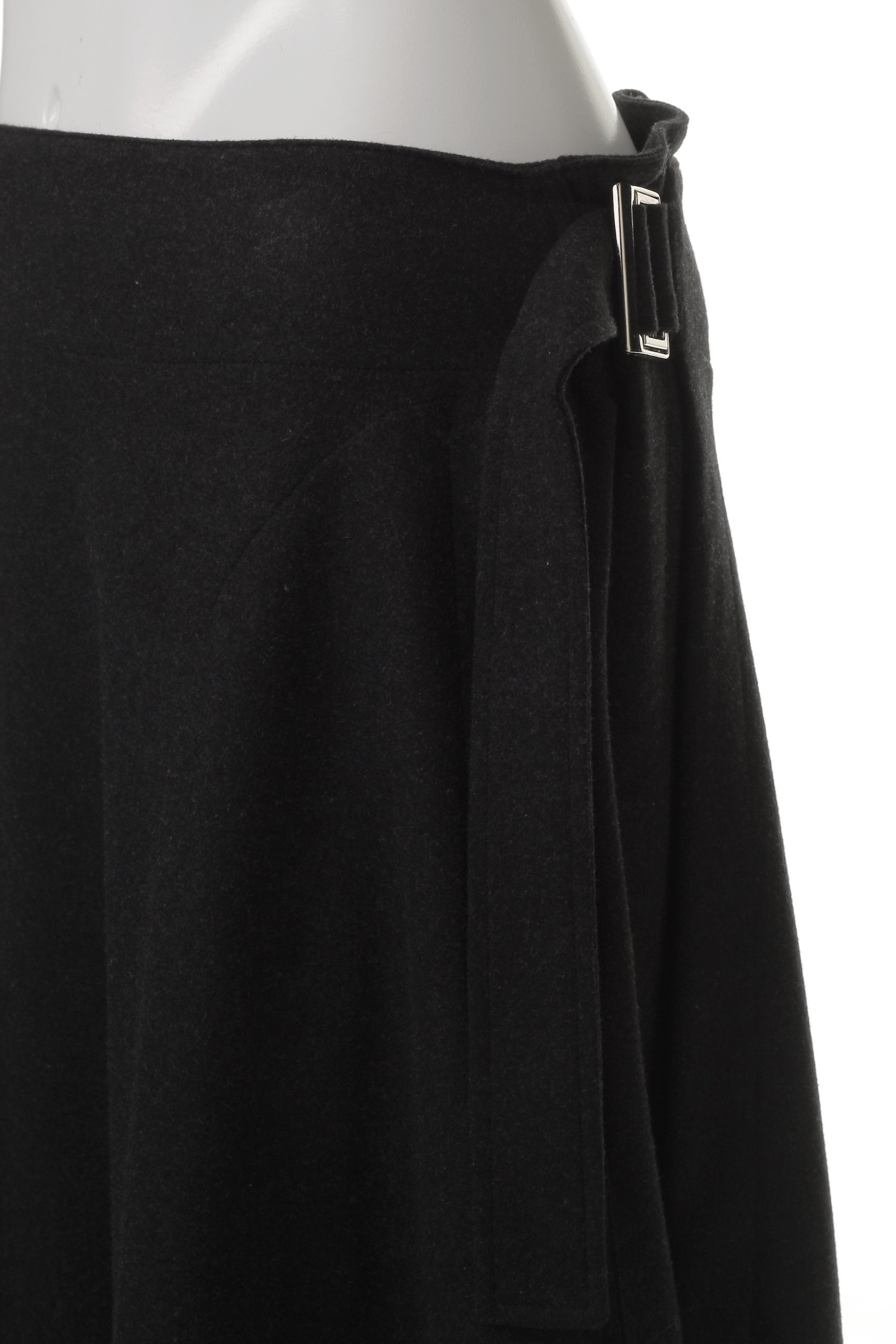 【コグ ザビッグスモーク/COGTHEBIGSMOKE】の【8/1 0:00販売開始】23 GEMMA FLARED SKIRT 人気、トレンドファッション・服の通販 founy(ファニー) 　ファッション　Fashion　レディースファッション　Fashion for Women　スカート　Skirts　ロングスカート　Long Skirts / Maxi & Midi Skirts　2025年　2025　2025-2026秋冬・A/W　Autumn/Winter 2025–26 AW25–26　フレア　Flare, Flared　ラップ　Wrap, Wrap Design　ロング　Long, Long-Length　エレガント 上品　Elegant　A/W・秋冬　Autumn/Winter　other-5|ID: prp329100004625475 ipo3291000000033230654