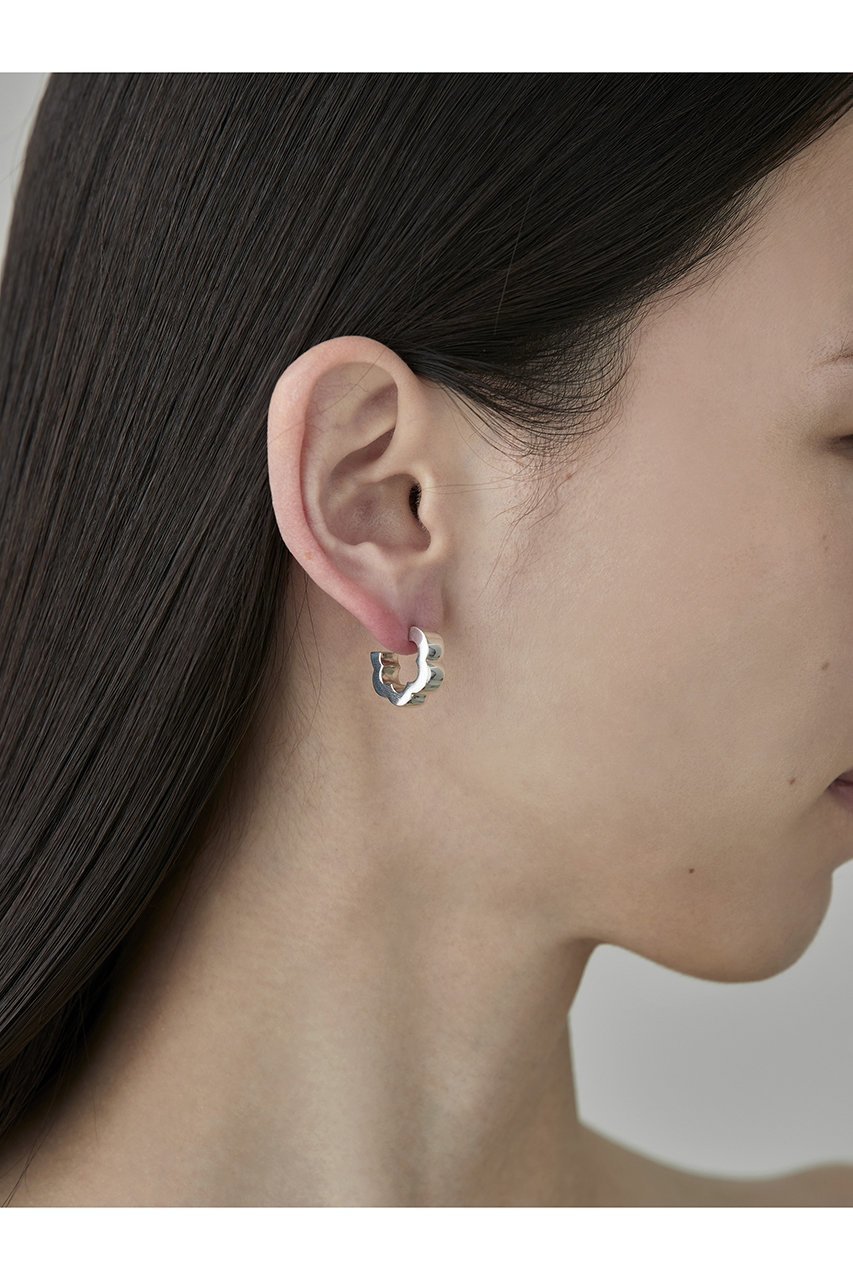 【プラウ/PLOW】のFlower Line ピアス(ペア) 人気、トレンドファッション・服の通販 founy(ファニー) ファッション Fashion レディースファッション Fashion for Women ジュエリー Jewelry ファッションリング Fashion Rings イヤリング・フープ・ドロップタイプ Hoop, Drop & Clip Earrings イヤリング Earrings エレガント 上品 Elegant シンプル Simple, Minimal フラワー Flower, Floral フープ Hoop, Hoop Earrings モチーフ Motif, Design Theme other-2|ID: prp329100004626257 ipo3291000000035451601