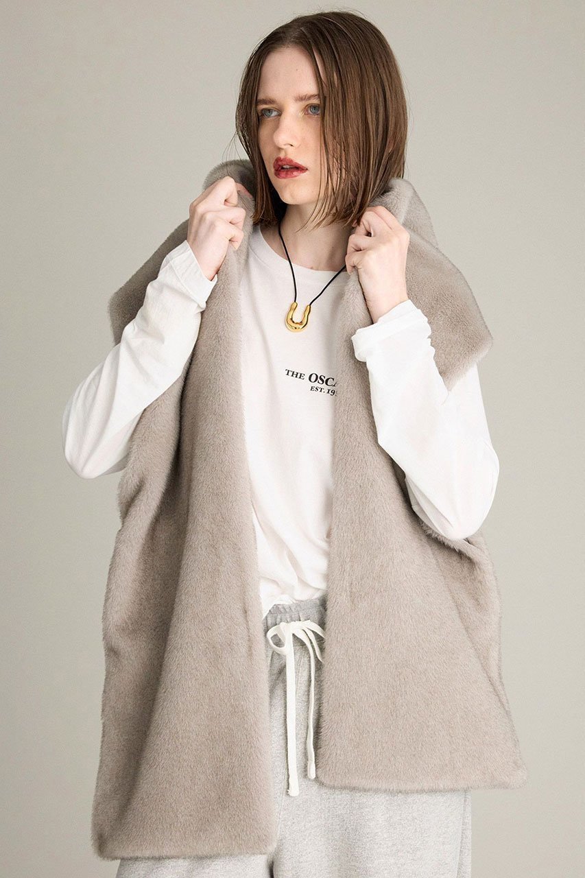 【ブリル/BRILL】のファーストール インテリア・キッズ・メンズ・レディースファッション・服の通販 founy(ファニー) 　ファッション　Fashion　レディースファッション　Fashion for Women　ストール　Soft & Warm Scarves　マフラー・スヌード / 冬小物の定番　Scarves & Mufflers　ストール　Stole, Wrap　ポケット　Pocket, Pocket Detail　マフラー　Scarf, Muffler　ラグジュアリー　Luxury, Elegant　ロング　Long, Long-Length　新作・新入荷　New Arrivals / New In　グレージュ|ID: prp329100004626280 ipo3291000000033429045