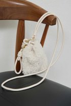 【ガリャルダガランテ/GALLARDAGALANTE】の【2.718】ストリングボアポーチ アイボリー|ID: prp329100004626285 ipo3291000000035888215