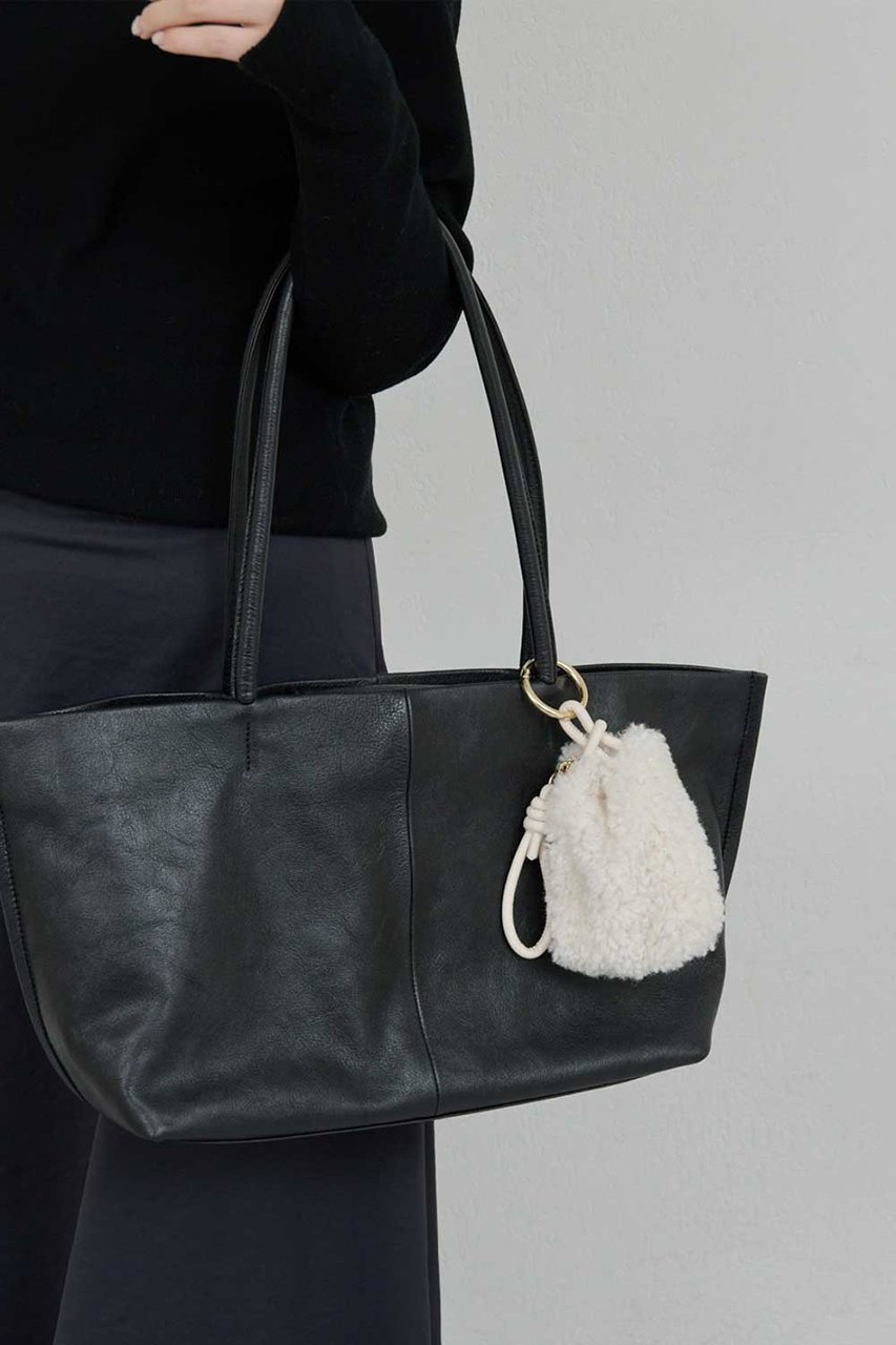 【ガリャルダガランテ/GALLARDAGALANTE】の【2.718】ストリングボアポーチ 人気、トレンドファッション・服の通販 founy(ファニー) ファッション Fashion レディースファッション Fashion for Women ポーチ&ミニバッグ Pouches & Mini Bags アクセサリー Fashion Accessories ショルダー Shoulder, Shoulder Strap チャーム Charm, Pendant ポーチ Pouch, Small Case ワンポイント One Point, Statement Accent other-5|ID: prp329100004626285 ipo3291000000035888219