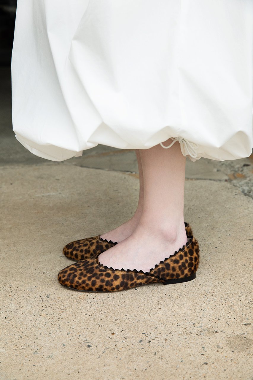 【ネブローニ/NEBULONI E】のレオパードヘアカーフフラットシューズ 人気、トレンドファッション・服の通販 founy(ファニー) 　ファッション　Fashion　レディースファッション　Fashion for Women　シューズ　Shoes, Footwear　トリミング　Trimming, Decorative Edge　トレンド　Trend, Trending Now　フォルム　Silhouette, Form　フラット　Flat, Flat Shoes　ラウンド　Round, Round Neck　レオパード　Leopard, Animal Print　レース　Lace, Lace Fabric　other-2|ID: prp329100004626314 ipo3291000000035770887